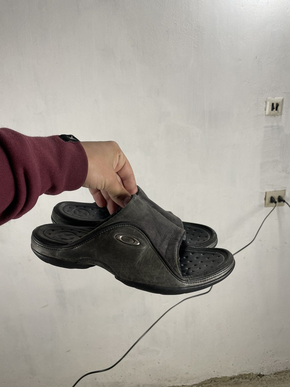 Oakley × Vintage Oakley Software Y2K leather sandals Size US 8 / EU 41 - 2 Thumbnail