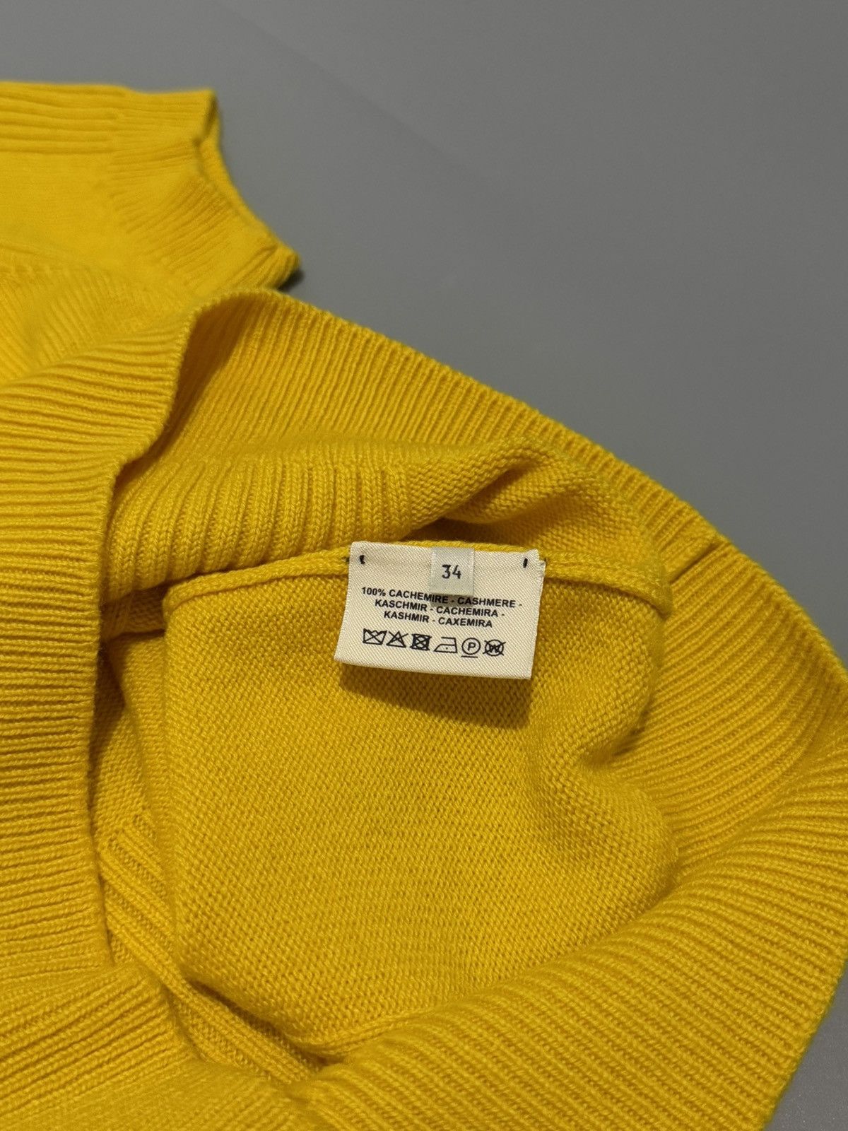 Hermes Hermes Short Sleeve Knit - Yellow Size S / US 4 / IT 40 - 7 Thumbnail