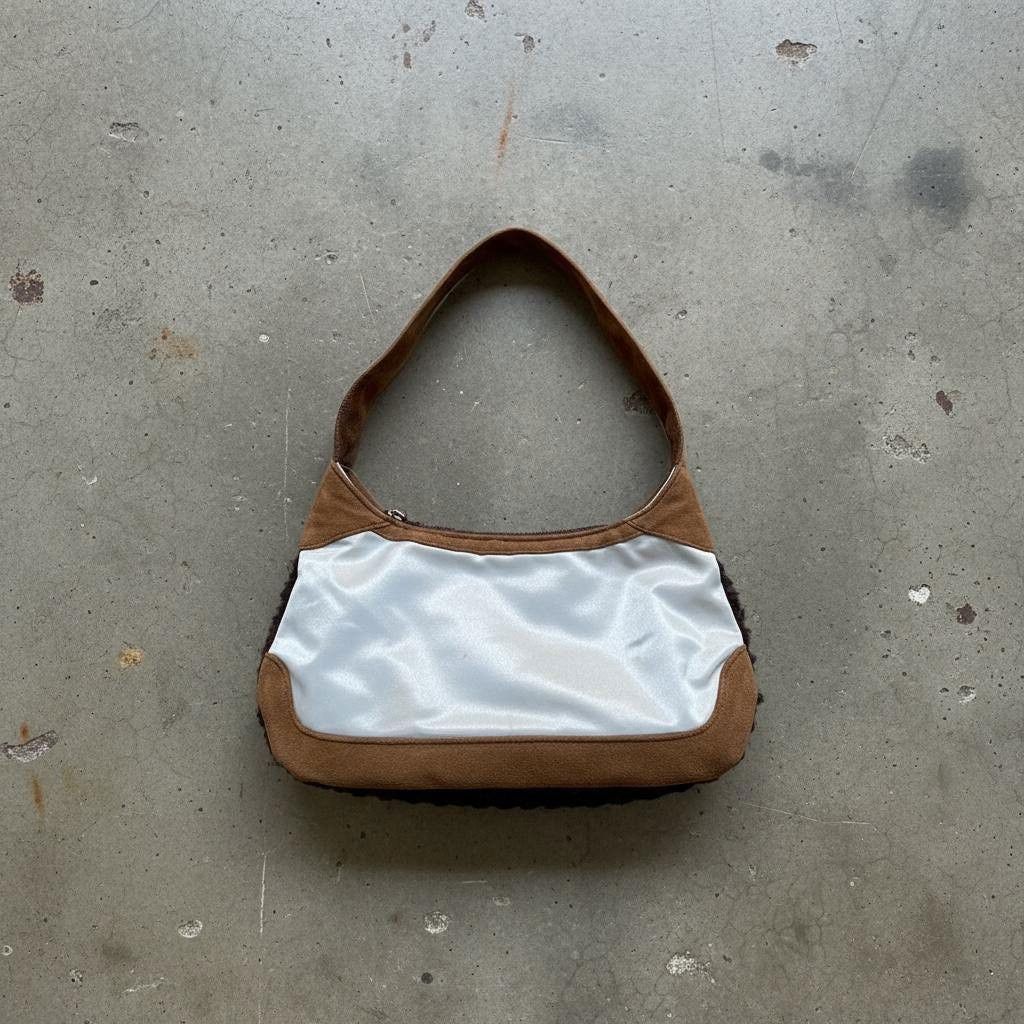 Nike The Nike Messenger Sneaker Sole Bag Size ONE SIZE - 2 Thumbnail