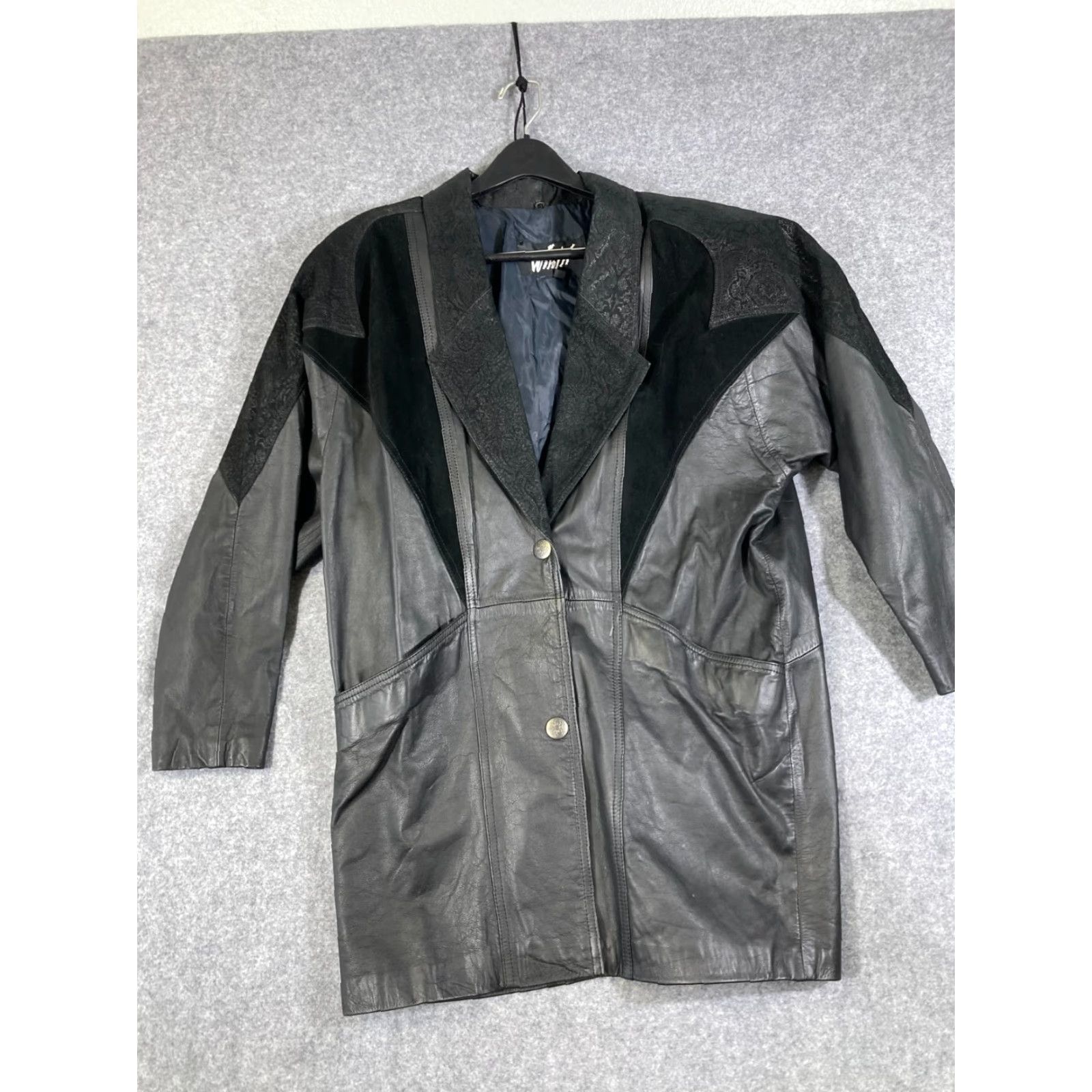 Vintage Winlit Genuine Leather Coat Womens M Black Paisley Snap Front Lined Notch Lapel Long Sleeve Coat Mens Womens Size M / US 6-8 / IT 42-44 - 3 Thumbnail