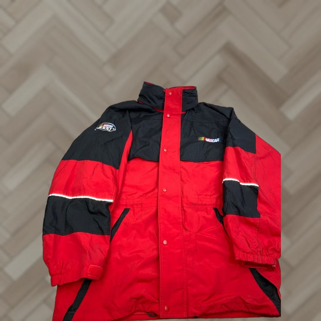 NASCAR VINTAGE NASCAR Windbreaker Jacket Mens L Red Zip Hooded Y2K 12733 Size US L / EU 52-54 / 3 - 1 Thumbnail