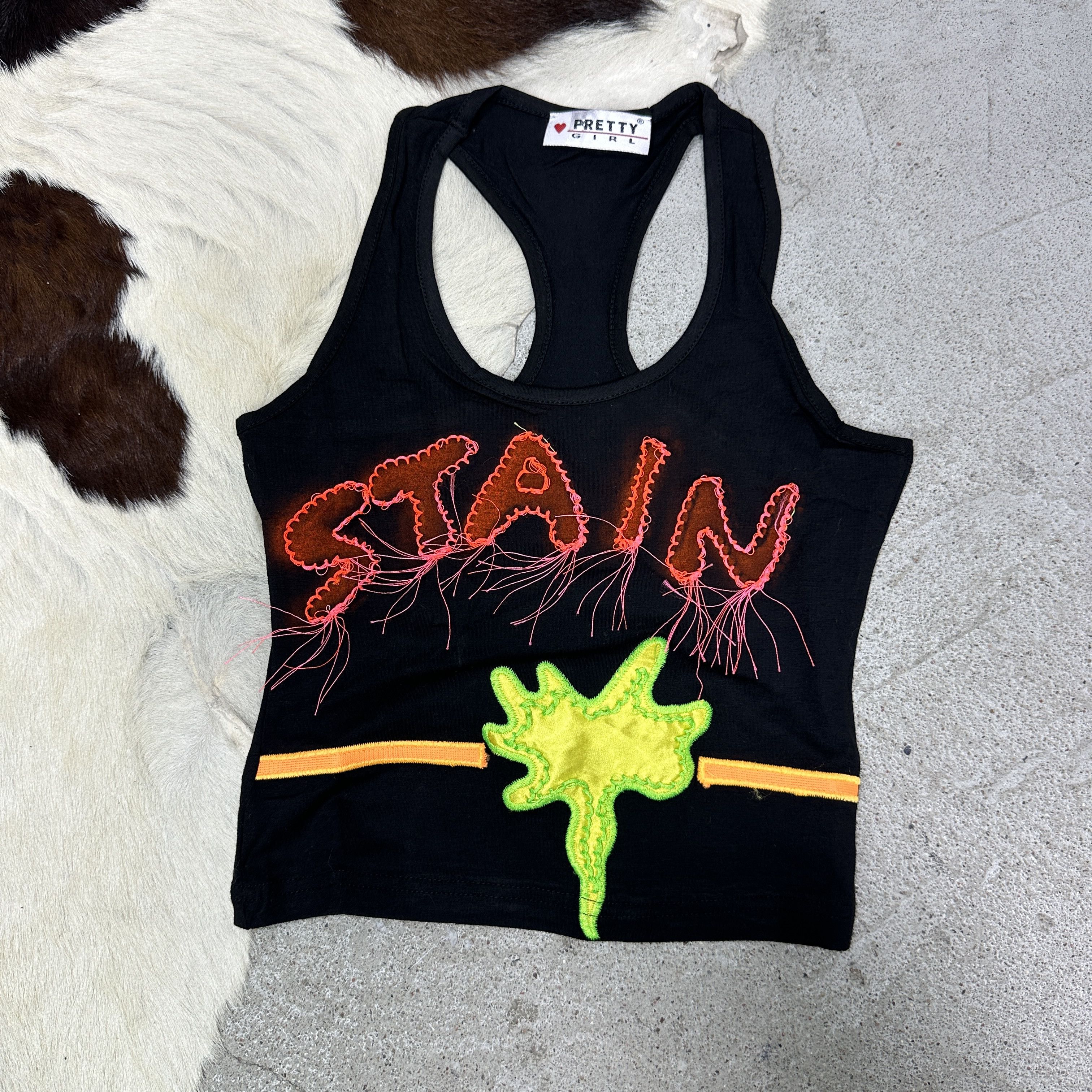 Vintage Vintage Casual Streetwear Stain Embroidered Tanktop Y2K Size S / US 4 / IT 40 - 2 Thumbnail