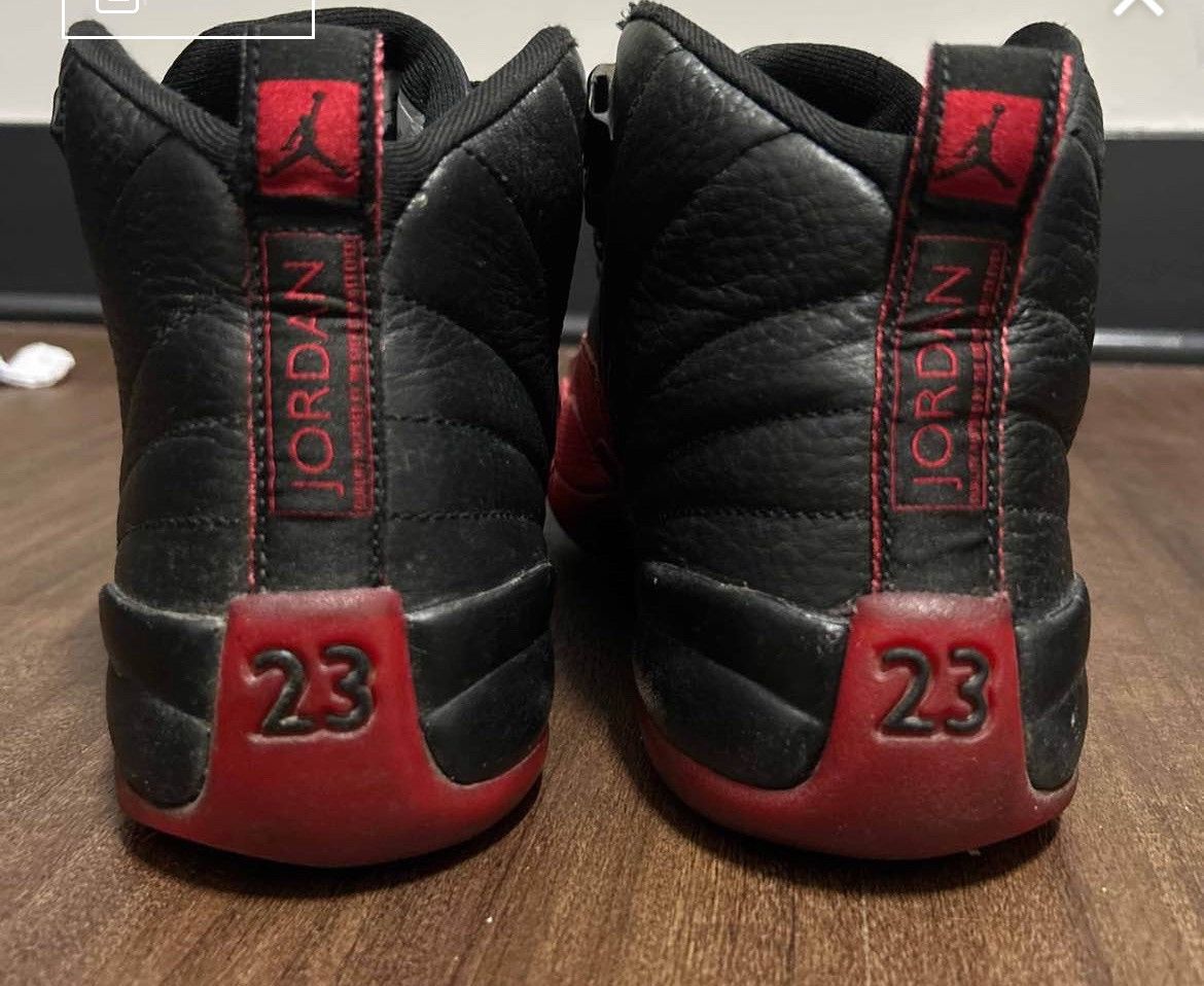Jordan Brand Jordan 12 Flu game Gs Size 7 Size US 7 / EU 40 - 4 Thumbnail