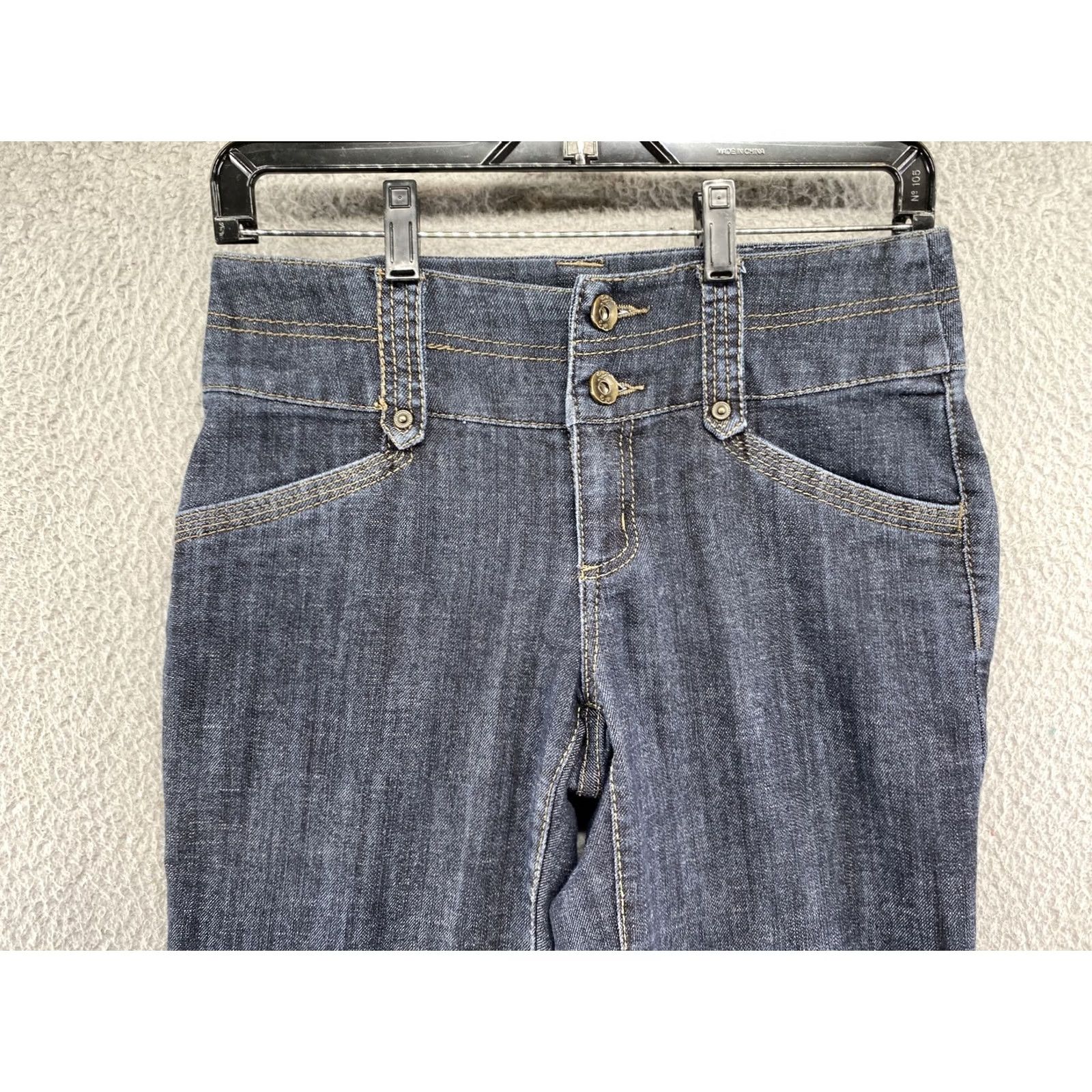 Vintage Maurices Womens Blue Denim Dark Wash Flap Pocket Wide Leg Jeans SZ 4s Regular Mid Rise Denim Pocket Western 5-Pocket Womens Size 27" / US 4 / IT 40 - 3 Thumbnail