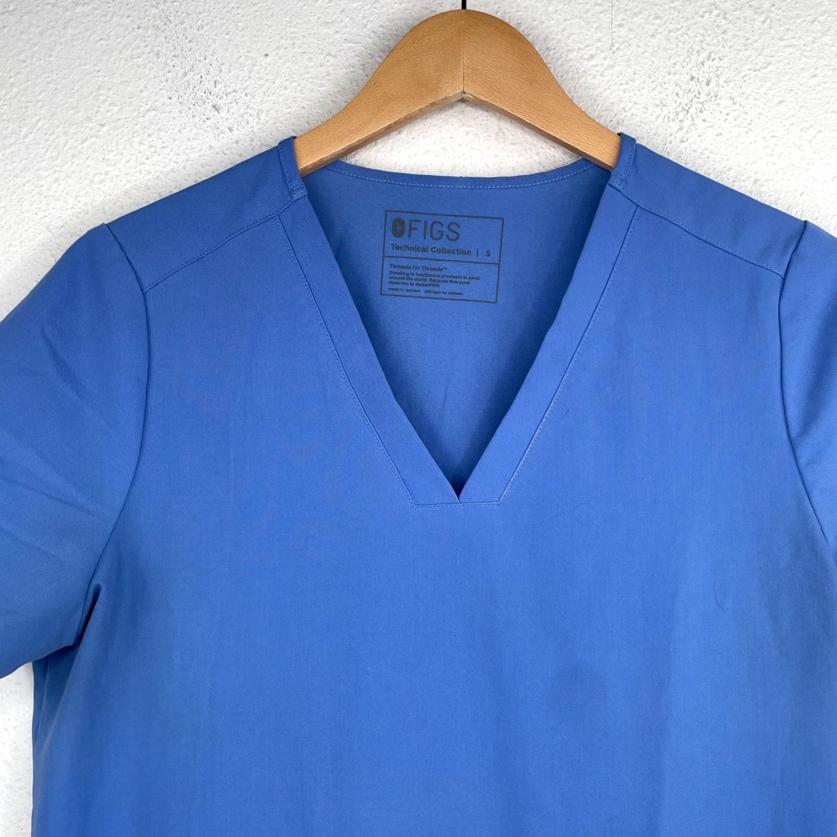 Vintage FIGS Technical Collection Blue Scrub Top Womens Size S Double Pocket Shirt Womens Blue Scrub Top Size S / US 4 / IT 40 - 2 Thumbnail