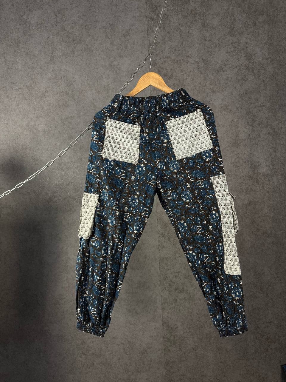 Urban Outfitters Urban Outfitters designer crazy pants Size US 29 - 5 Thumbnail