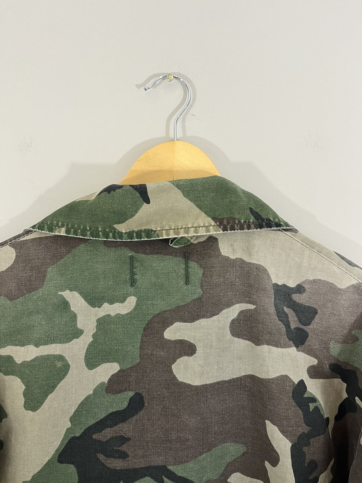 Vintage Thrashed Camo Print Military Army Overshirt Jacket Size US XL / EU 56 / 4 - 11 Thumbnail
