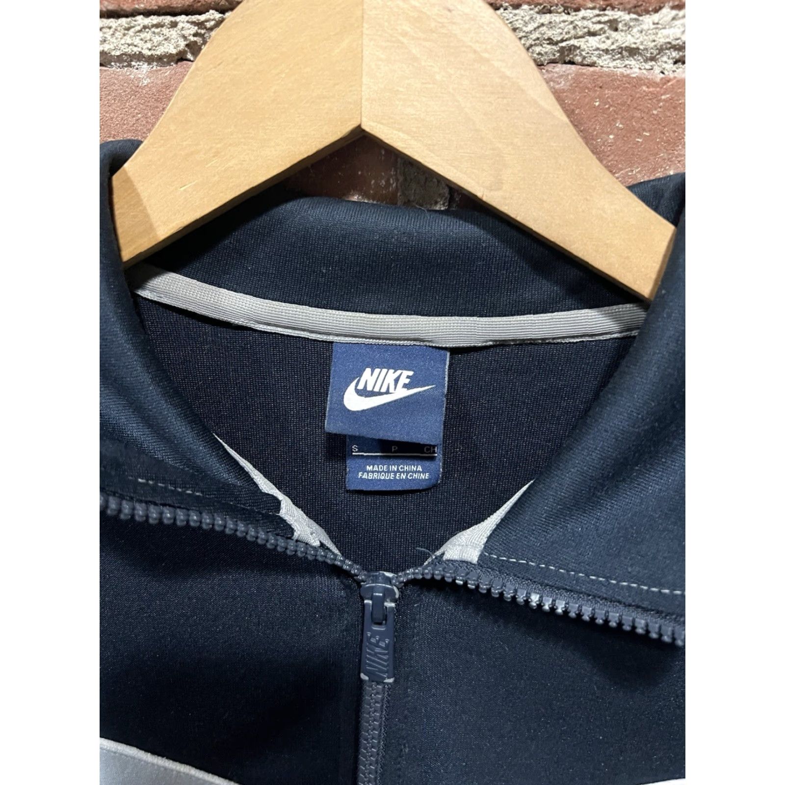 Nike NIKE MEN'S RETRO TRACK JACKET NAVY BLUE WHITE 717285-475 Small Size US S / EU 44-46 / 1 - 2 Thumbnail