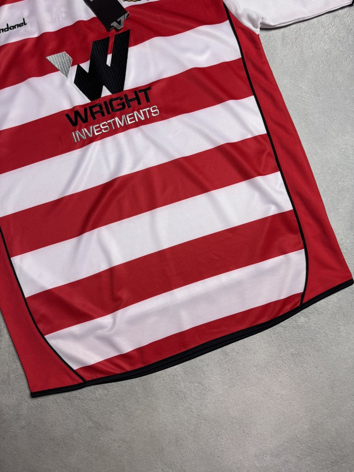 Vintage Doncaster Rovers 2008 2009 Home Shirt Soccer Jersey Vandanel Size US L / EU 52-54 / 3 - 4 Thumbnail