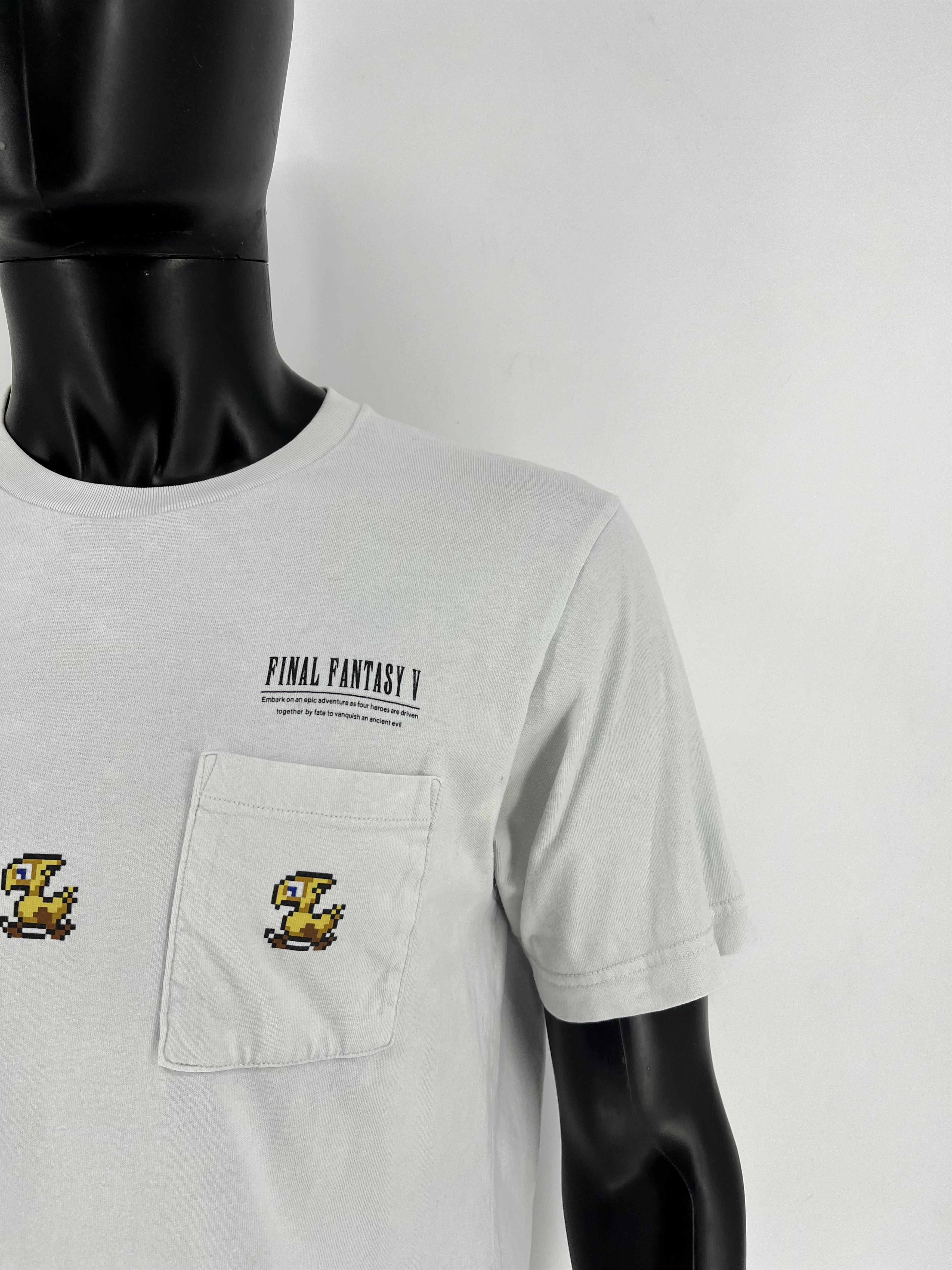 Anime Vintage Y2K Anime Final Fantasy V Tshirt by Uniqlo SIZE-S Size US S / EU 44-46 / 1 - 8 Thumbnail