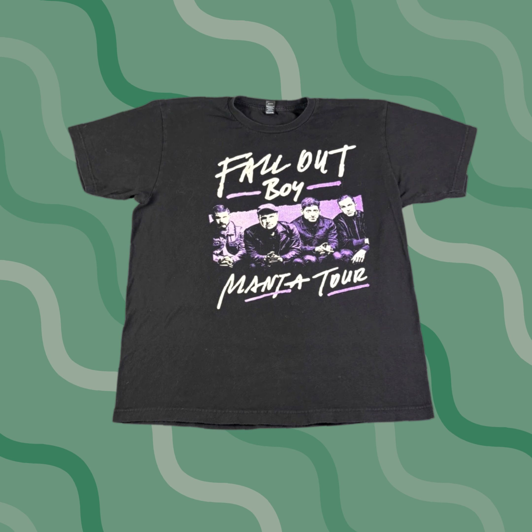 Tultex Fall Out Boy Mania Tour 2018 Band T-Shirt Black Tultex Mens Large L Graphic Tee Size US L / EU 52-54 / 3 - 1 Thumbnail