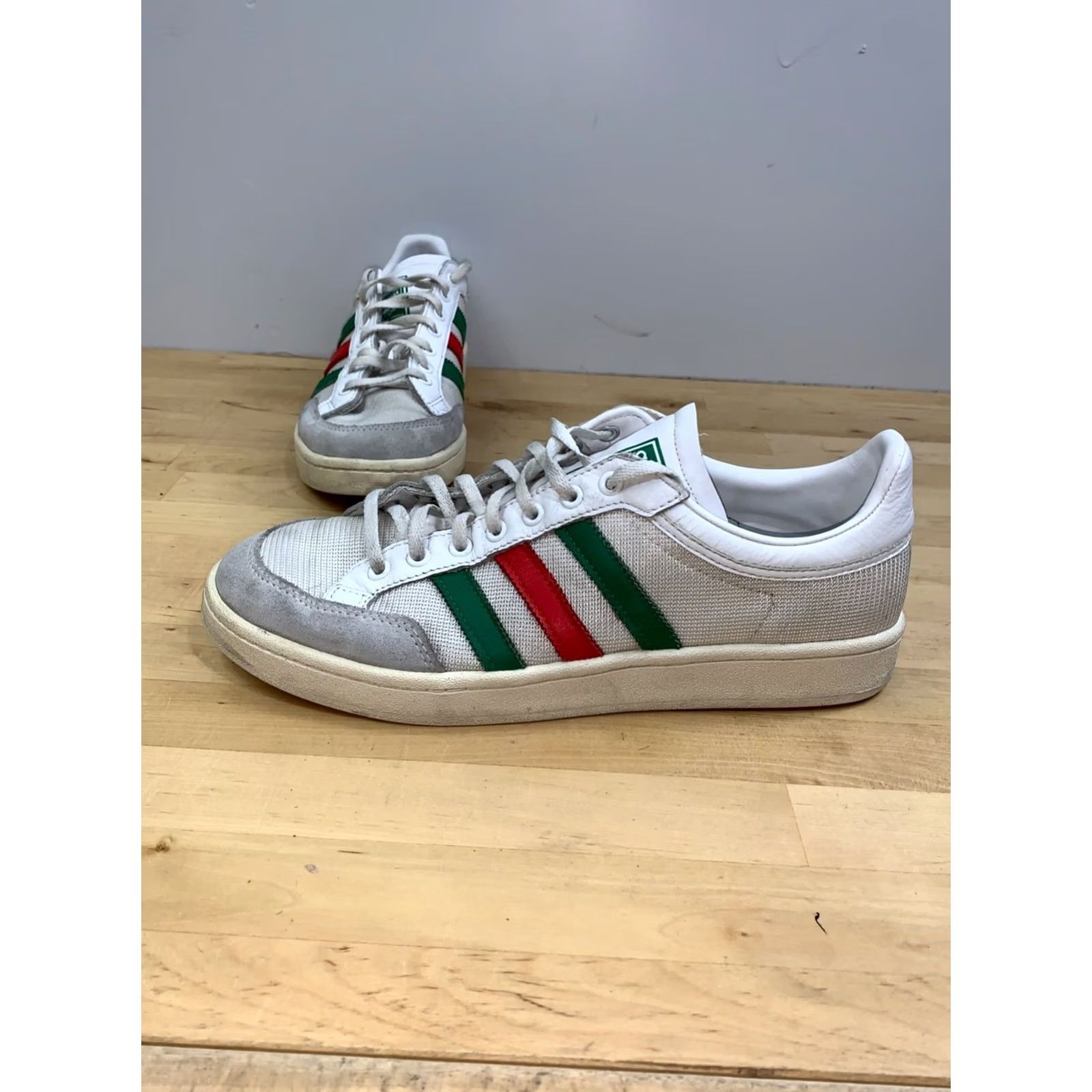 Adidas Adidas Americana White Green Scarlet Men US 10.5 UK 10 Sneaker Low Top Rubber Sole Casual Athletic Shoes Size US 11 / EU 44 - 6 Thumbnail