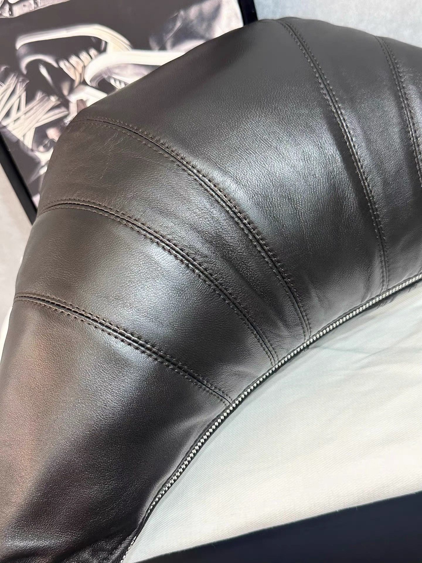 Lemaire Lemaire Medium Dark Chocolate Lambskin Croissant Bag K34 Size ONE SIZE - 7 Thumbnail