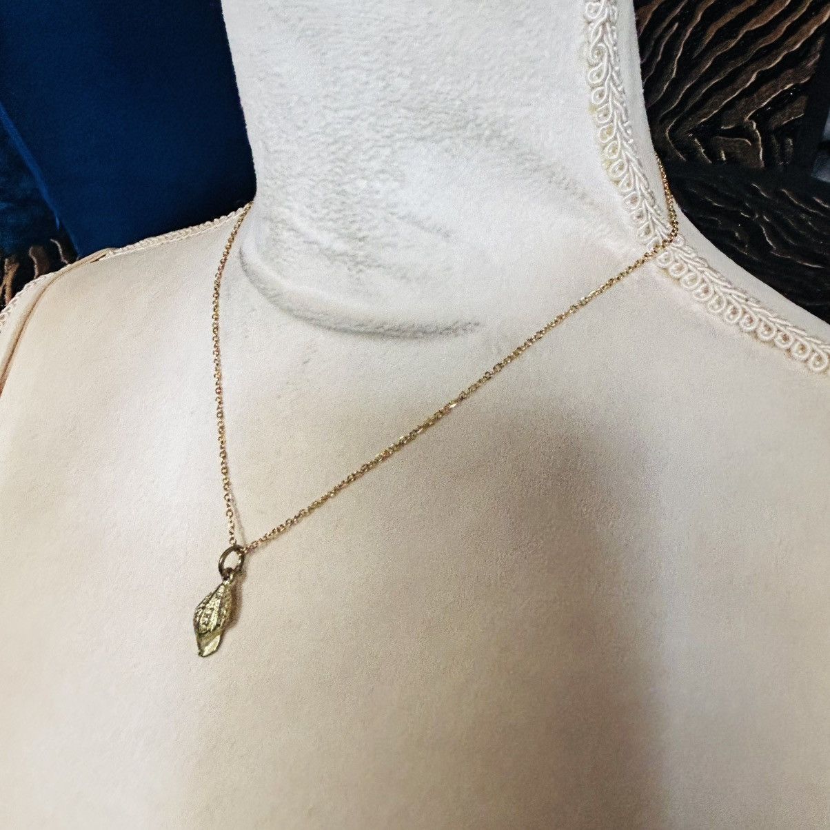 Handmade Handcrafted vintage brass shell pendant on chain necklace Size ONE SIZE - 4 Thumbnail