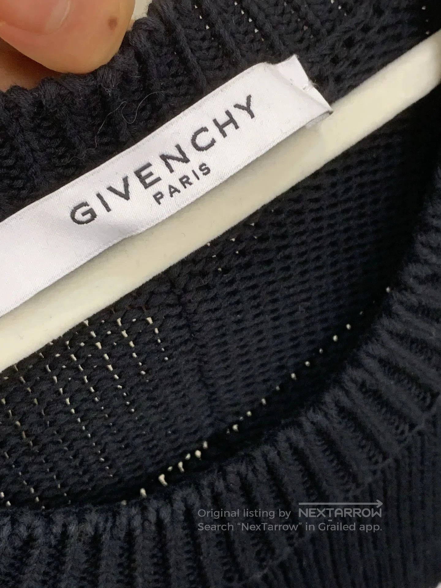 Givenchy Givenchy Women's LOVE Knit Sweater XS. Size US XS / EU 42 / 0 - 5 Thumbnail