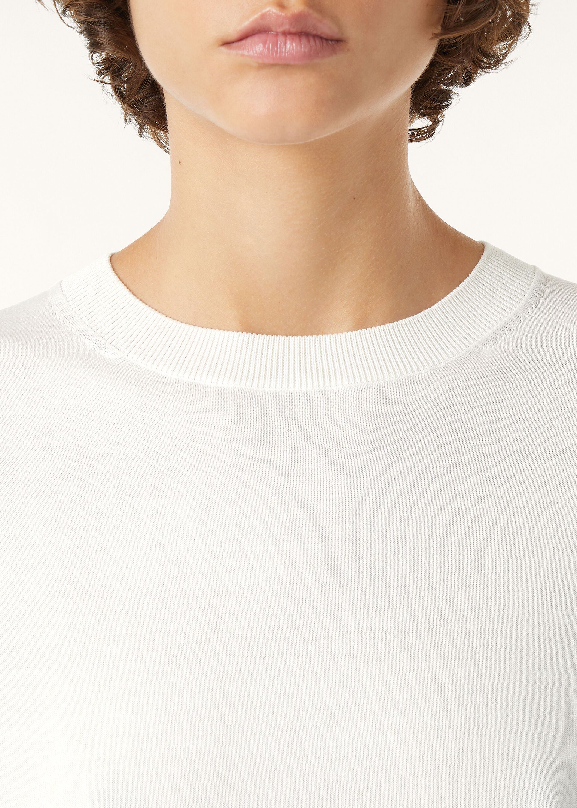 Loro Piana os11x0526 FAQ8157 Angera Crewneck T-Shirt in White Size XS / US 0-2 / IT 36-38 - 3 Thumbnail