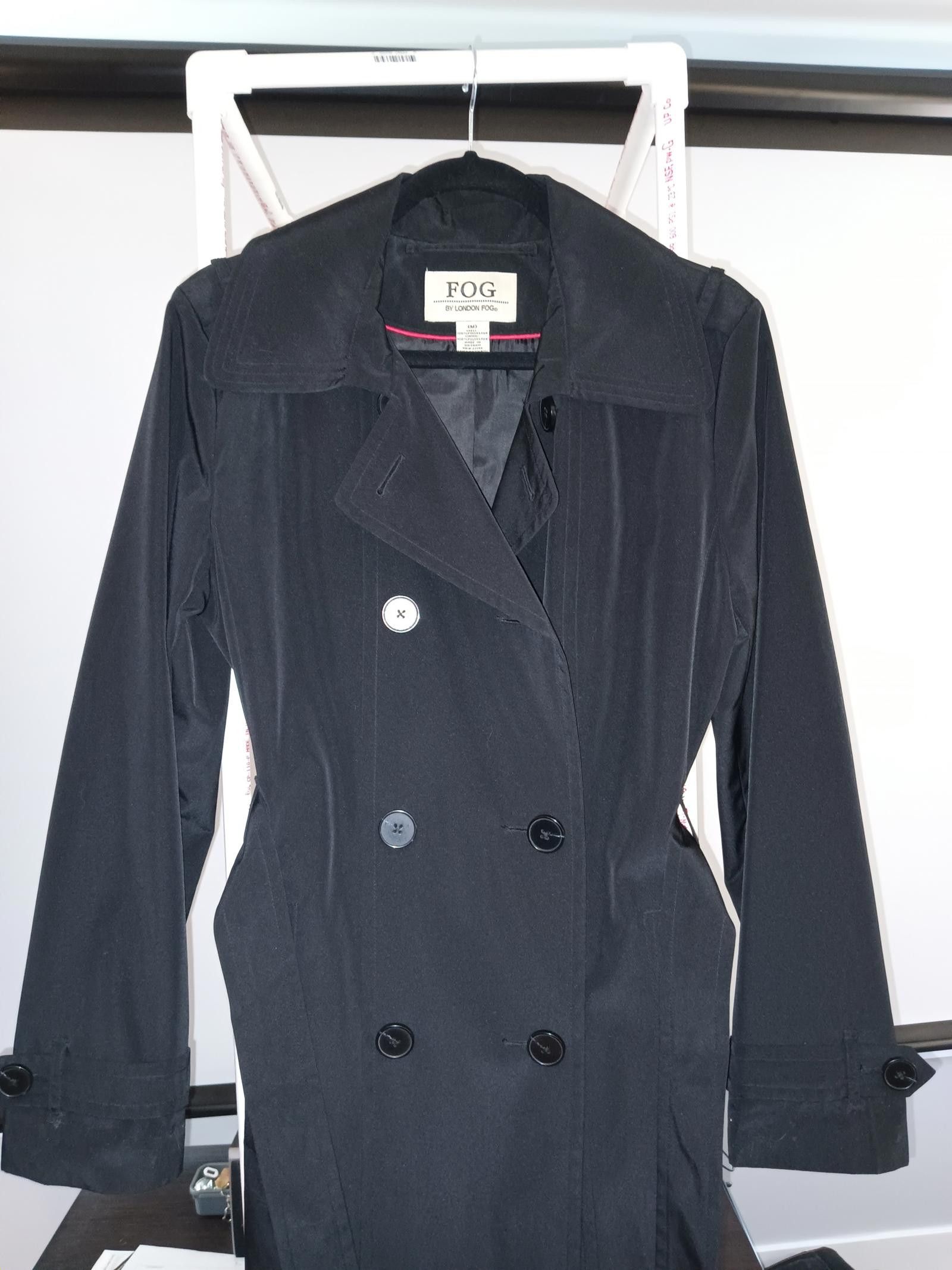 London Fog Stylish Black Trench Coat by London Fog - Medium Size M / US 6-8 / IT 42-44 - 3 Thumbnail