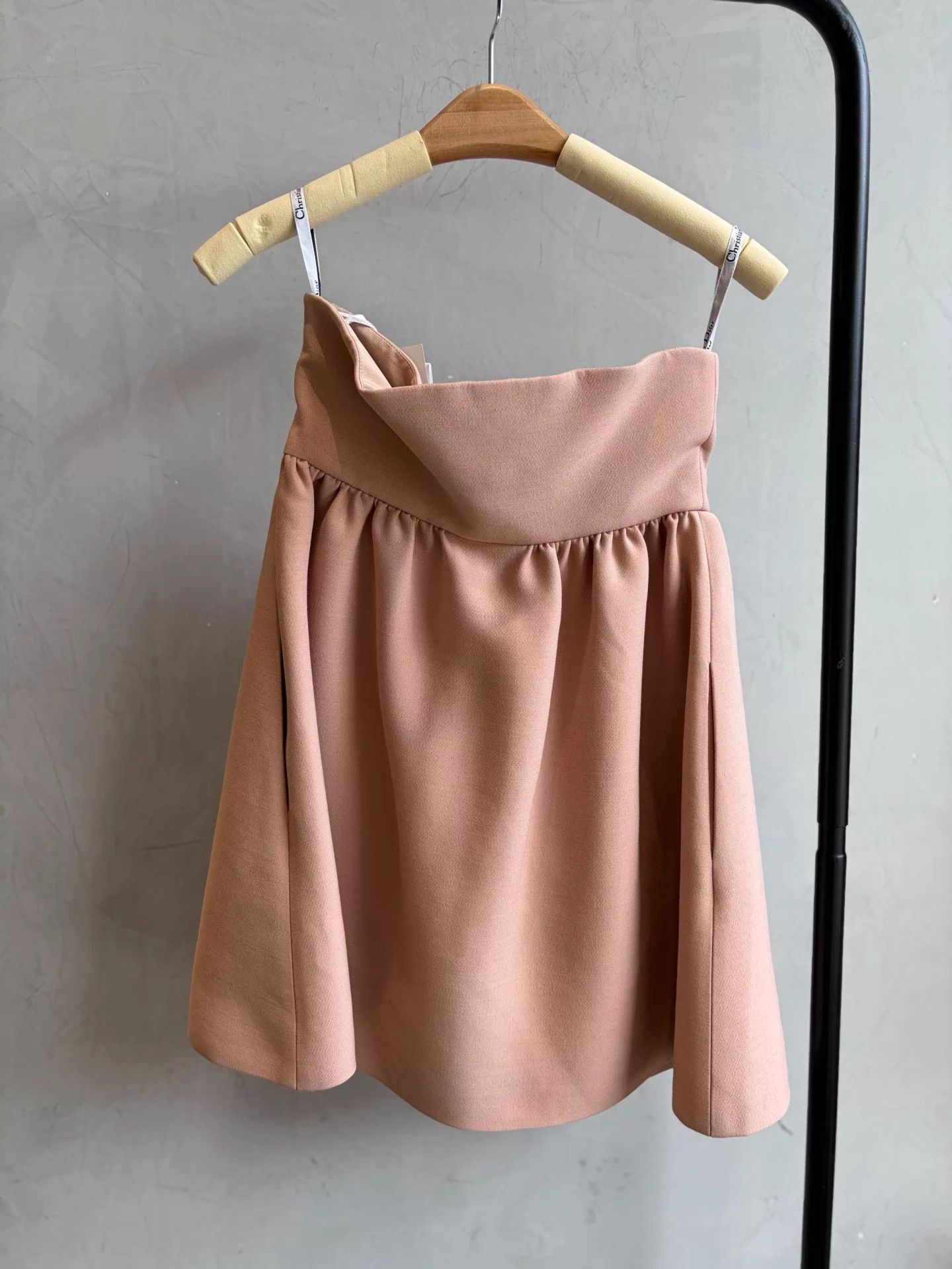 Dior Dior Blush High-Waist Wool-Silk Skirt Women's 34 Size 25" / US 0 / IT 36 - 4 Thumbnail
