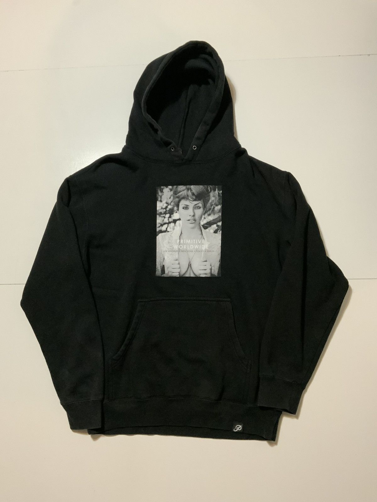 Primitive Primitive Skateboarding World Tour Sweatshirt Hoodie Size US M / EU 48-50 / 2 - 2 Thumbnail