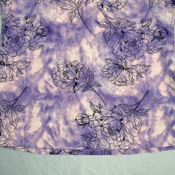 Other GT Performance Womens Medium Scrub Top Purple White Med Flor Size M / US 6-8 / IT 42-44 - 10 Thumbnail