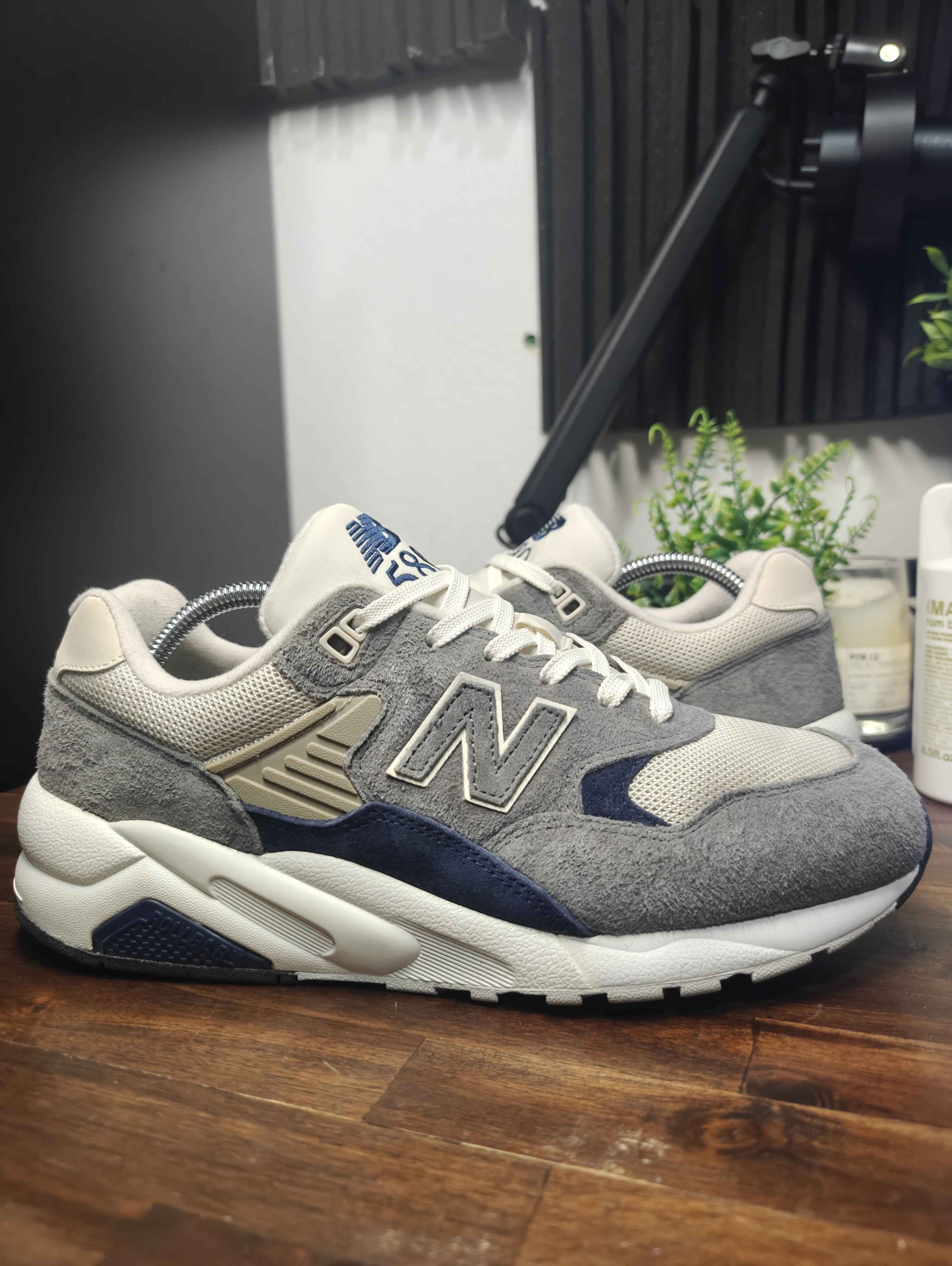 Kith x New Balance 580 “Malibu” Size 10.5 Kith Malibu New Balance | TikTok main image 2