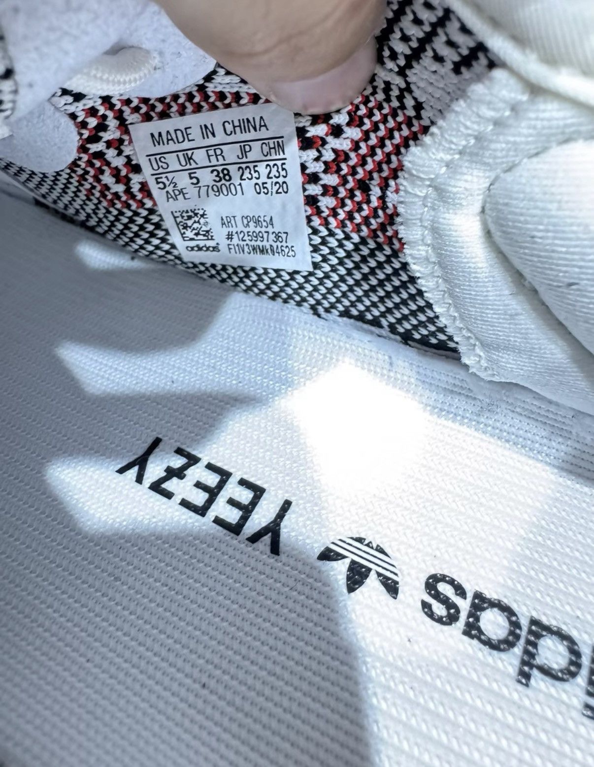 Adidas Adidas Yeezy 350 Zebra, 2020 Version, Style Code CP9654 K37 Size US 8 / IT 38 - 5 Thumbnail