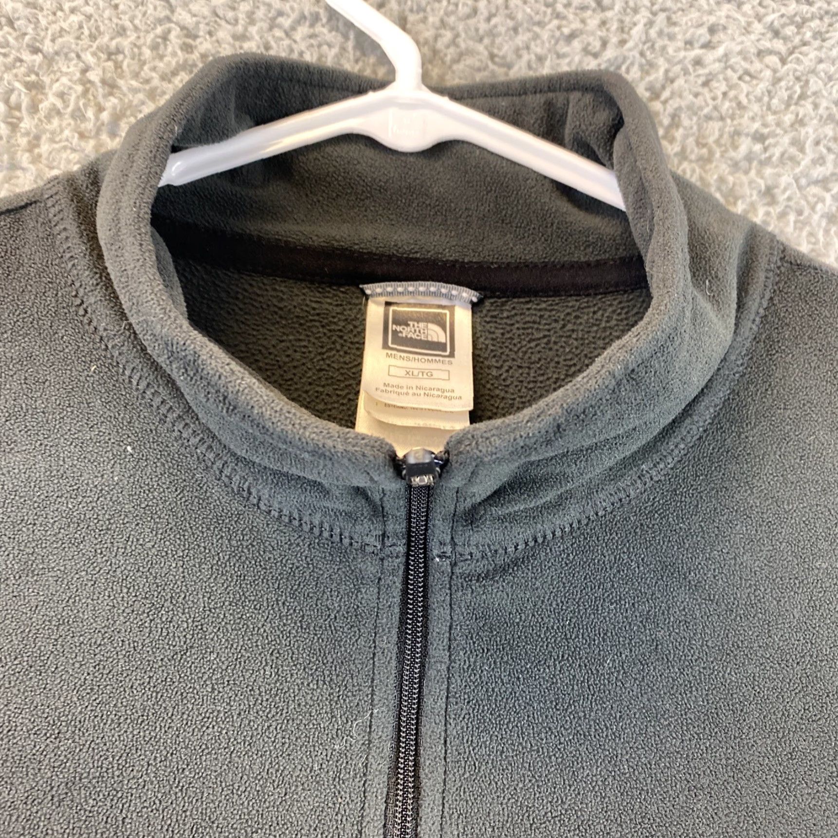 The North Face The North Face 1/4 Zip Fleece Pullover Black Sweater Men’s Size XL Logo 56-12 Size US XL / EU 56 / 4 - 5 Thumbnail