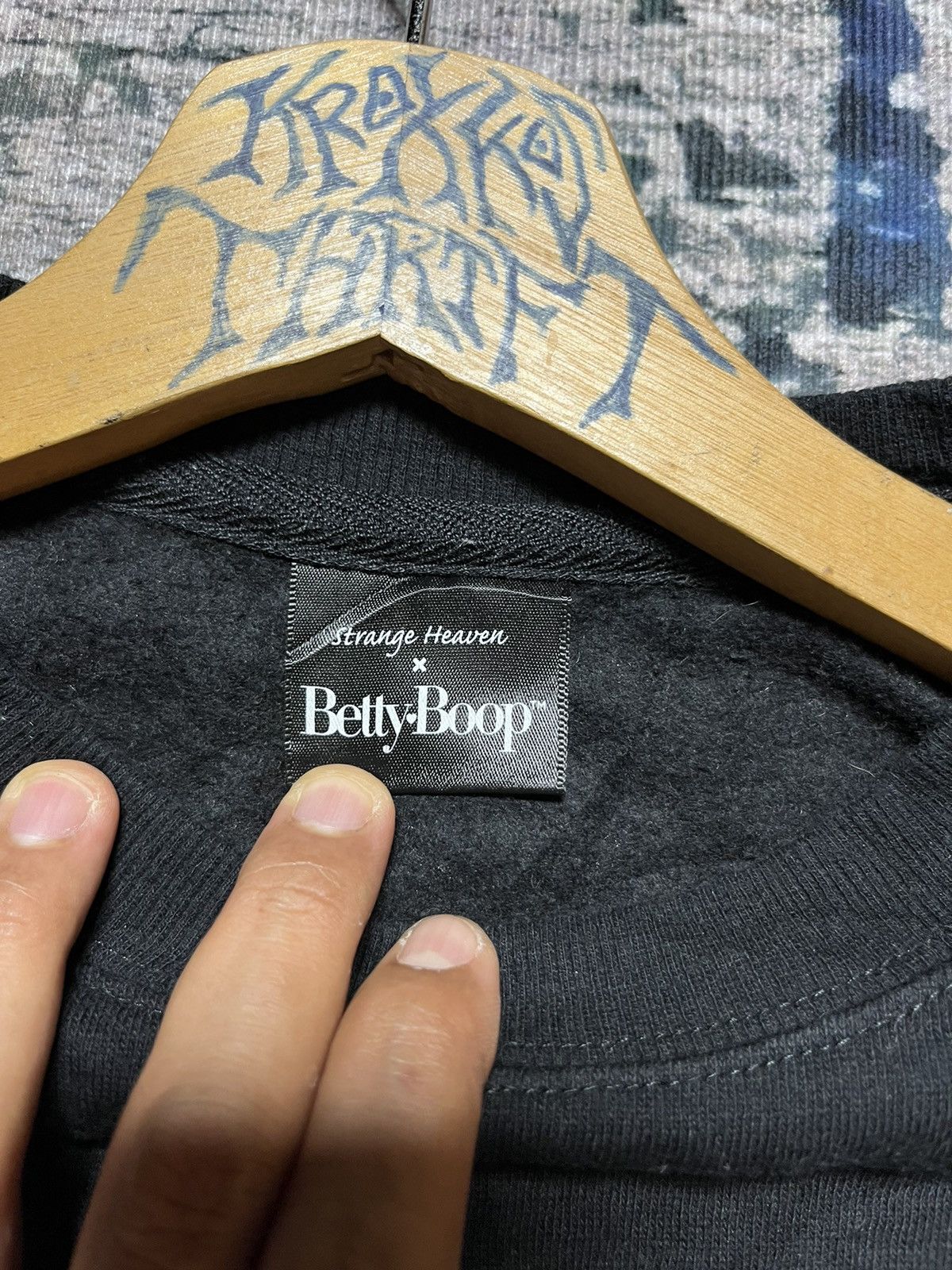 Cartoon Network × Japanese Brand 🔥Betty Boop x Heaven Sweetshirts Size US L / EU 52-54 / 3 - 5 Thumbnail