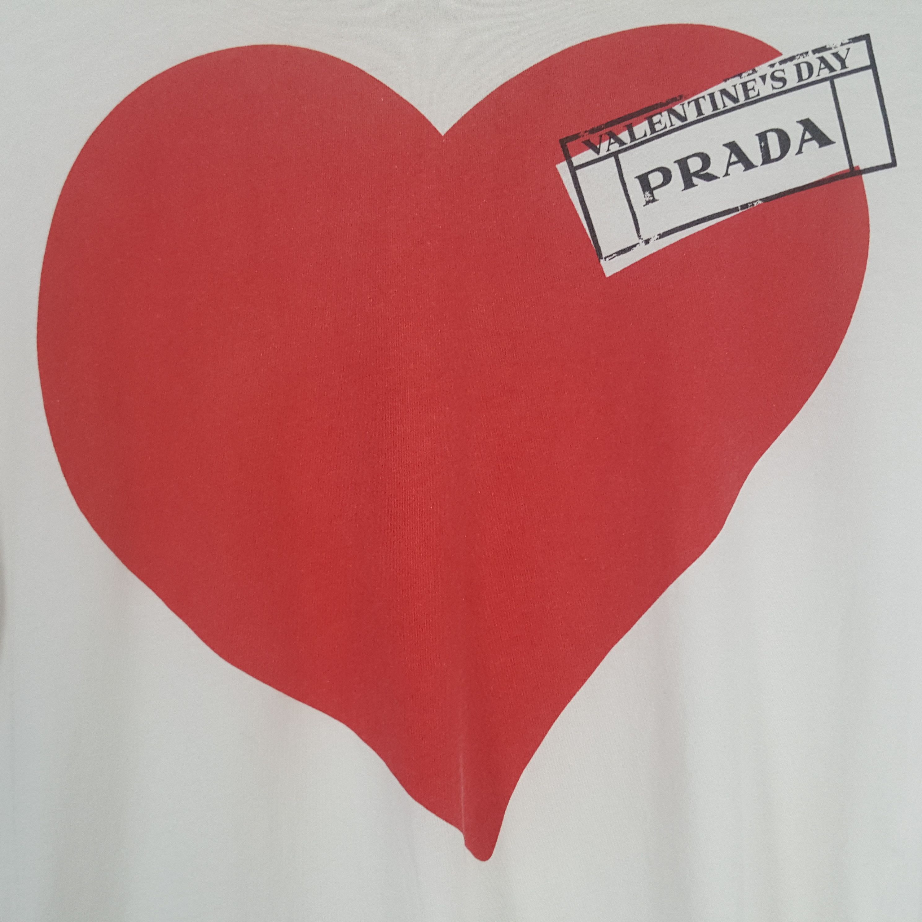 Vintage Vintage Prada Italian Brand Love Art Tshirt Size US M / EU 48-50 / 2 - 3 Thumbnail