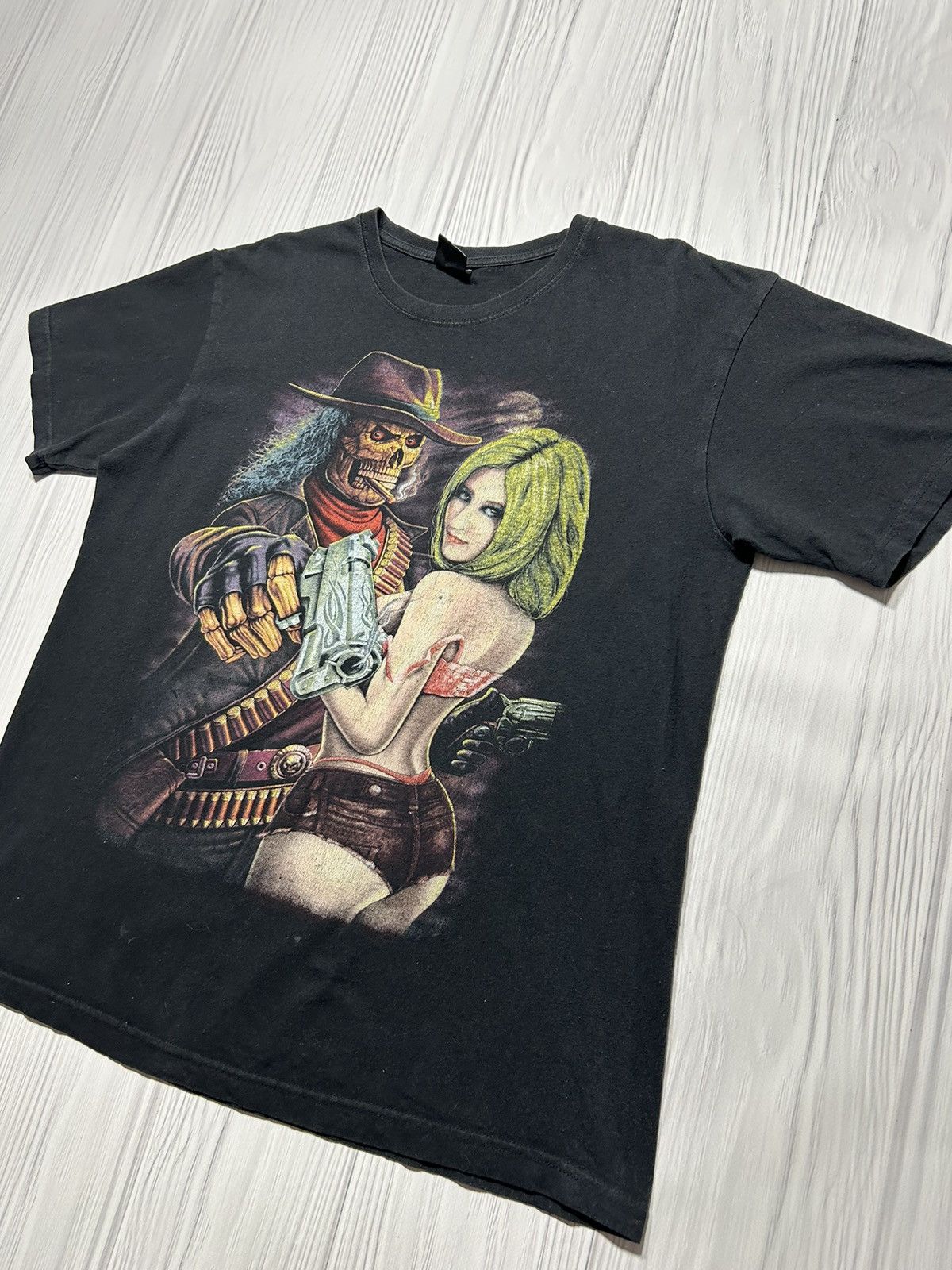 Vintage Vintage Skeleton Girl Ass Weapon T-Shirt Size US L / EU 52-54 / 3 - 2 Thumbnail