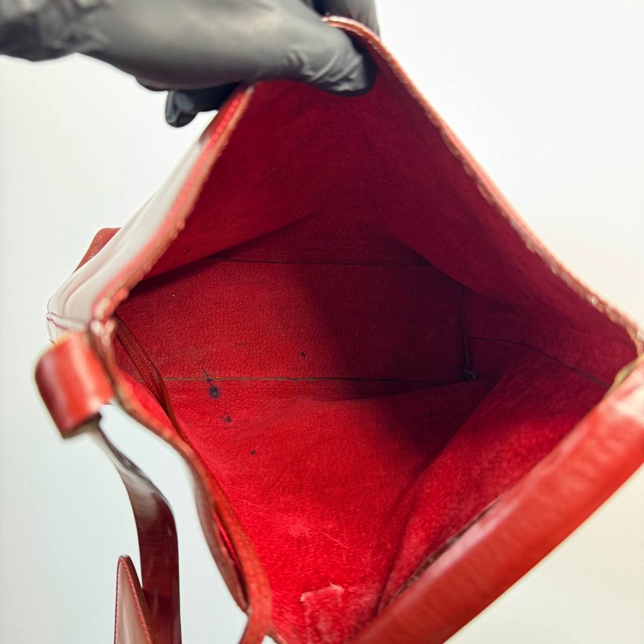 Gucci Gucci Red Leather Shoulder Bag Vintage Size ONE SIZE - 16 Thumbnail