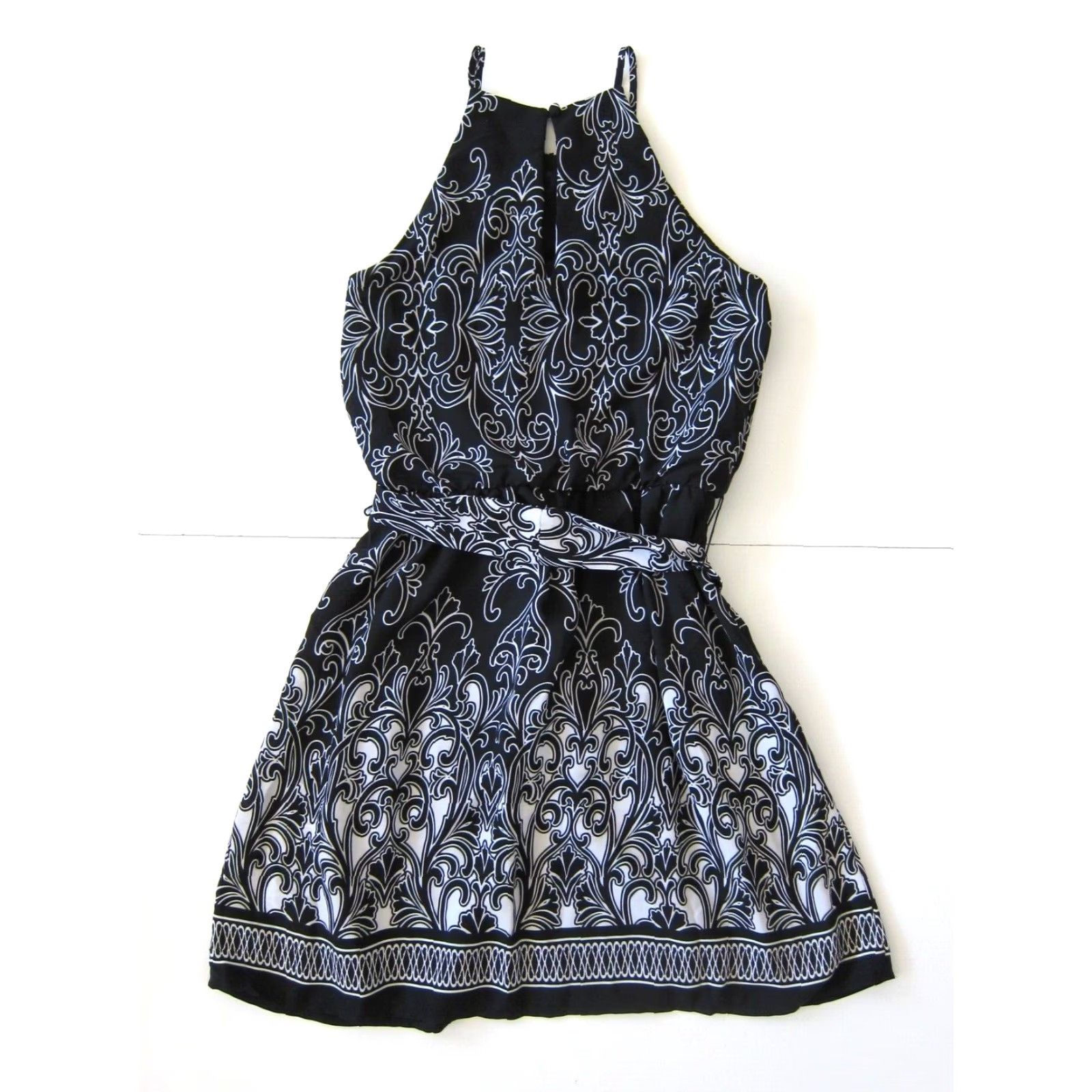 Vintage VINTAGE Bisou Bisou Black White Floral Sleeveless High Neck Empire Waist Sun Dress 2 Size XS / US 0-2 / IT 36-38 - 2 Thumbnail