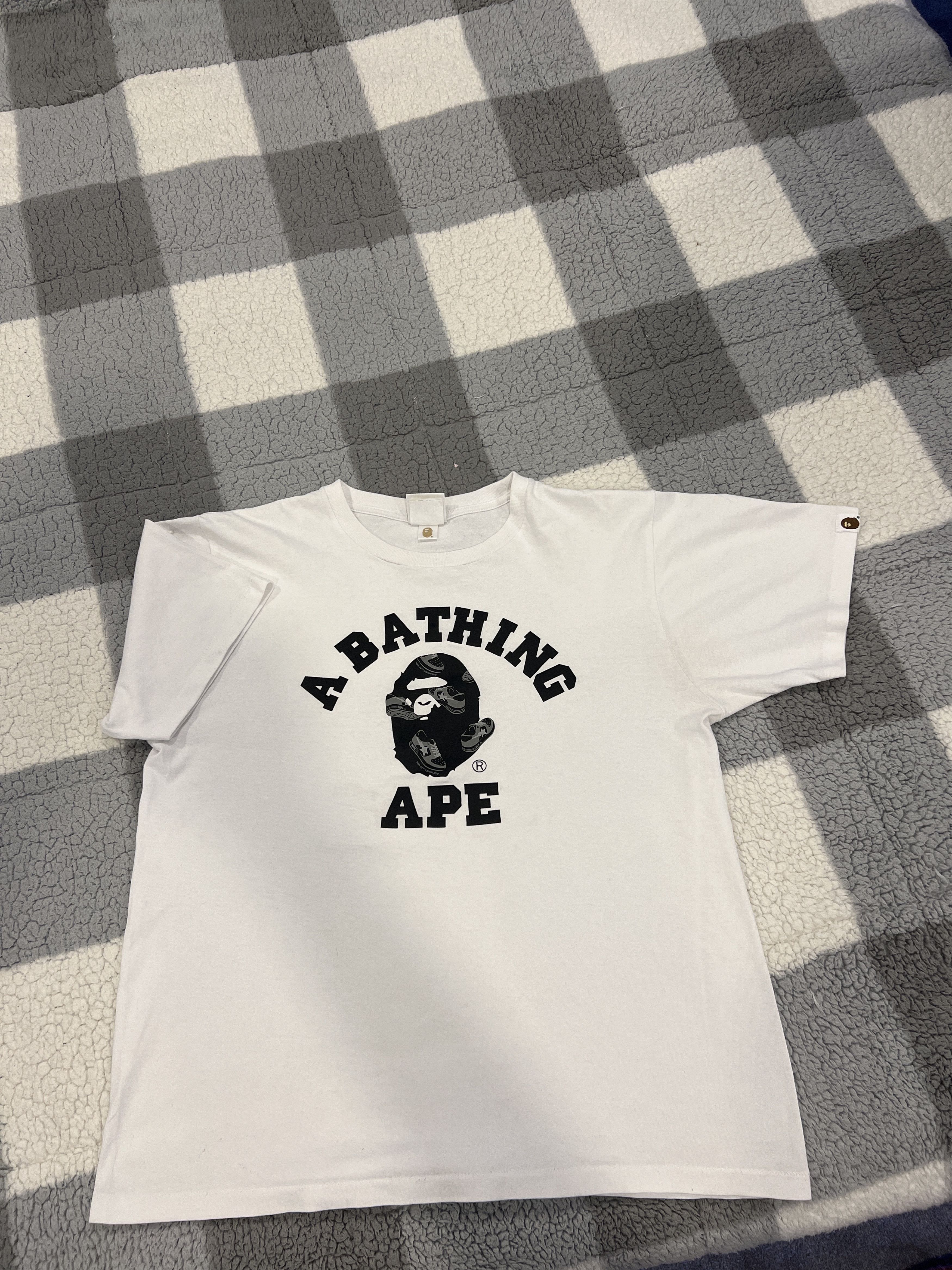Bape Bape white ape tee Size US M / EU 48-50 / 2 - 1 Thumbnail