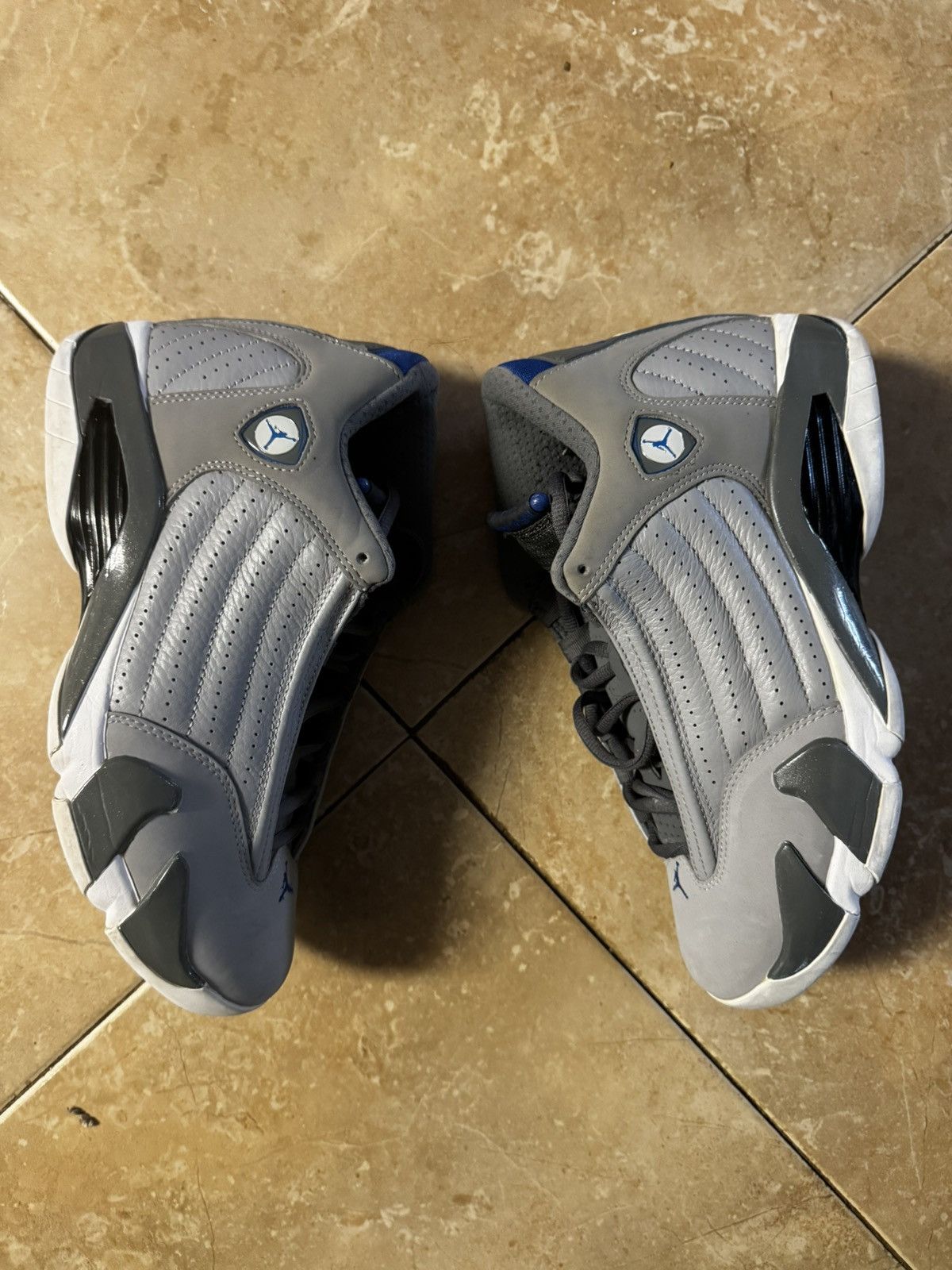 Jordan Brand JORDAN RETRO 14s WOLF GREY/ BLUE/ WHITE in 7.5m Size US 7.5 / EU 40-41 - 1 Thumbnail