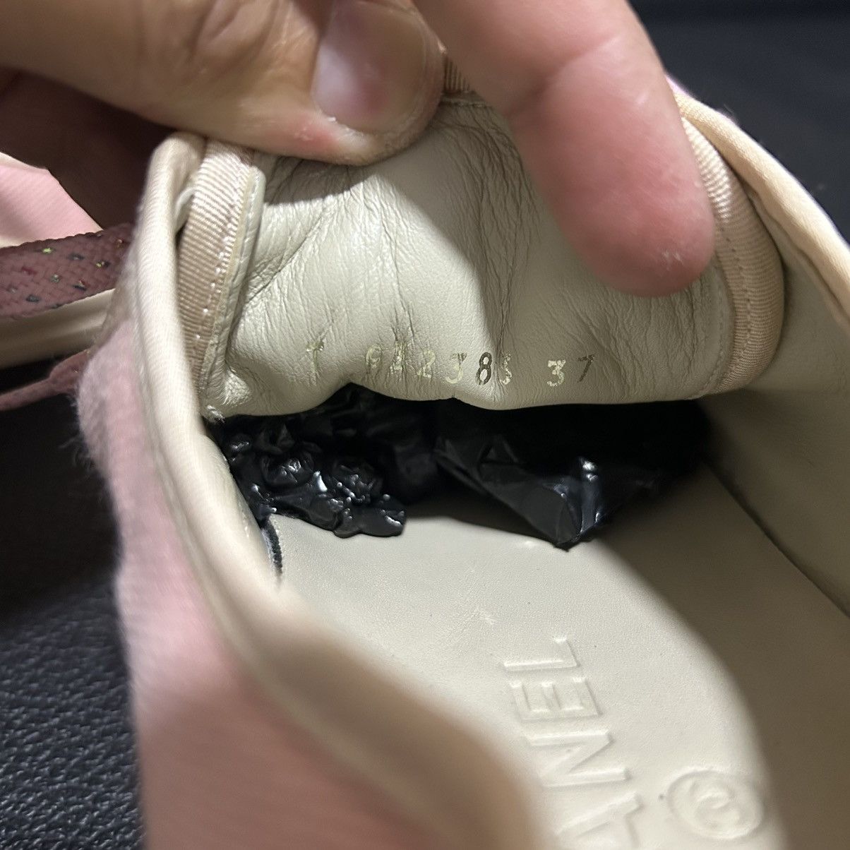 Chanel CHANEL - PINK CANVAS SNEAKERS Size US 7 / IT 37 - 10 Thumbnail
