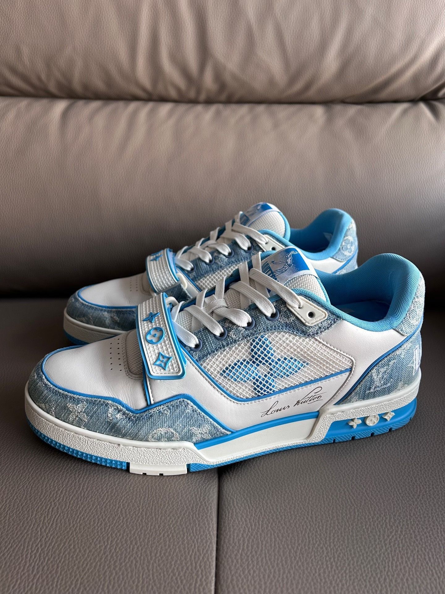 Louis Vuitton Louis Vuitton Training Blue Lowtop Sneakers 43 Men Size US 10 / EU 43 - 1 Thumbnail