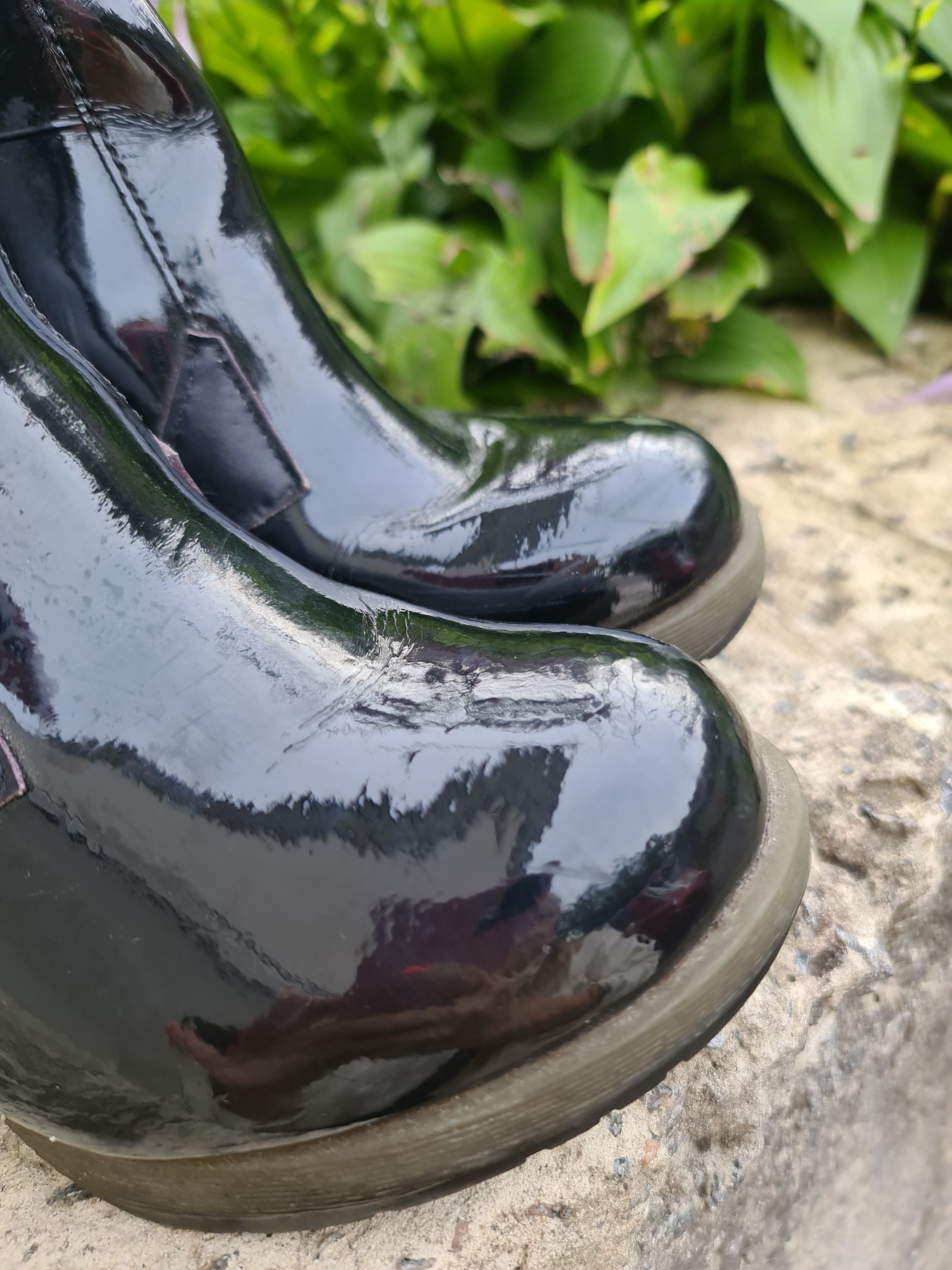Dr. Martens Dr. Martens Darla Patent Leather Chelsea Heels Boots Size US 6 / IT 36 - 7 Thumbnail