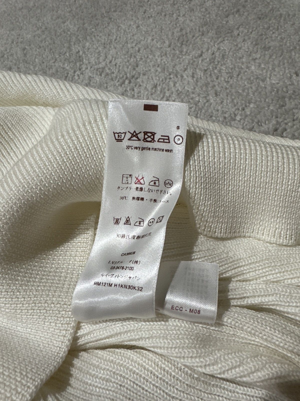 Louis Vuitton Louis Vuitton Signature Tag Turtleneck Pullover Size US XL / EU 56 / 4 - 6 Thumbnail