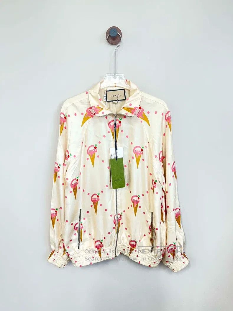 Gucci Gucci Beige ice cream pattern full-print silk zipper jacke Size US S / EU 44-46 / 1 - 1 Thumbnail