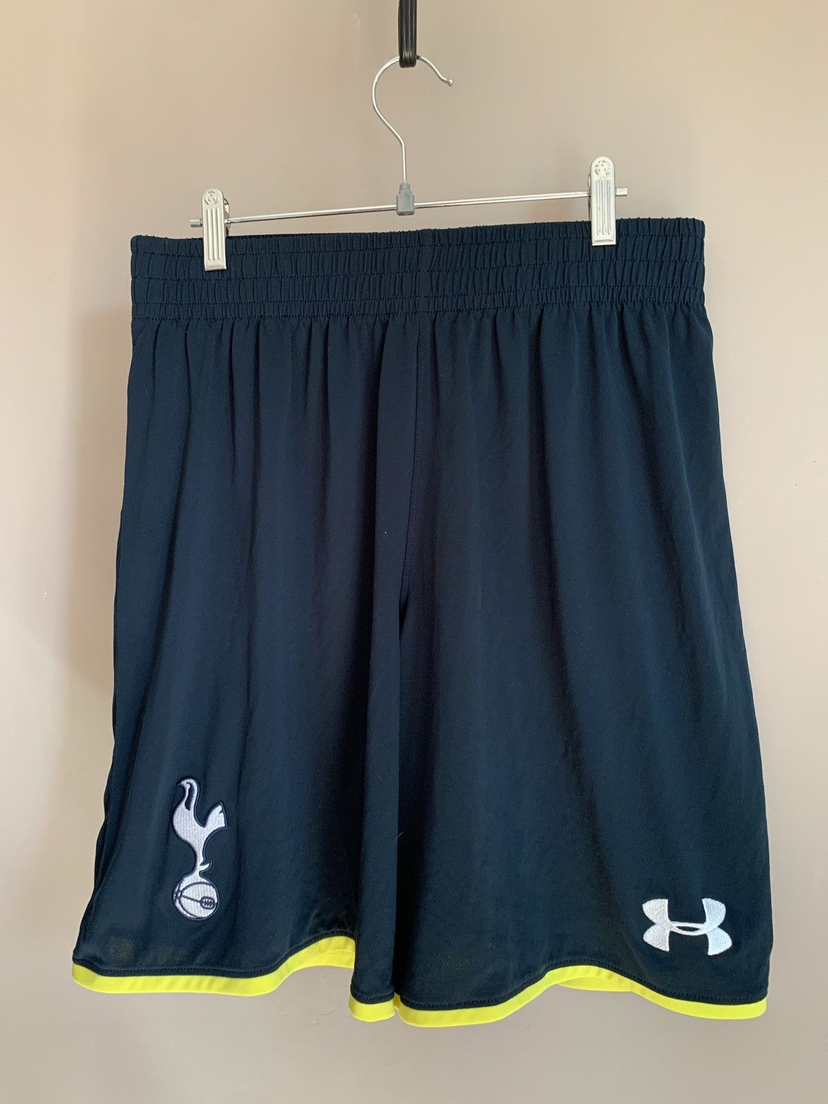 Under Armour Tottenham Hotspur 2014 Football Shorts Under Armour Soccer L Size US 36 / EU 52 - 1 Thumbnail