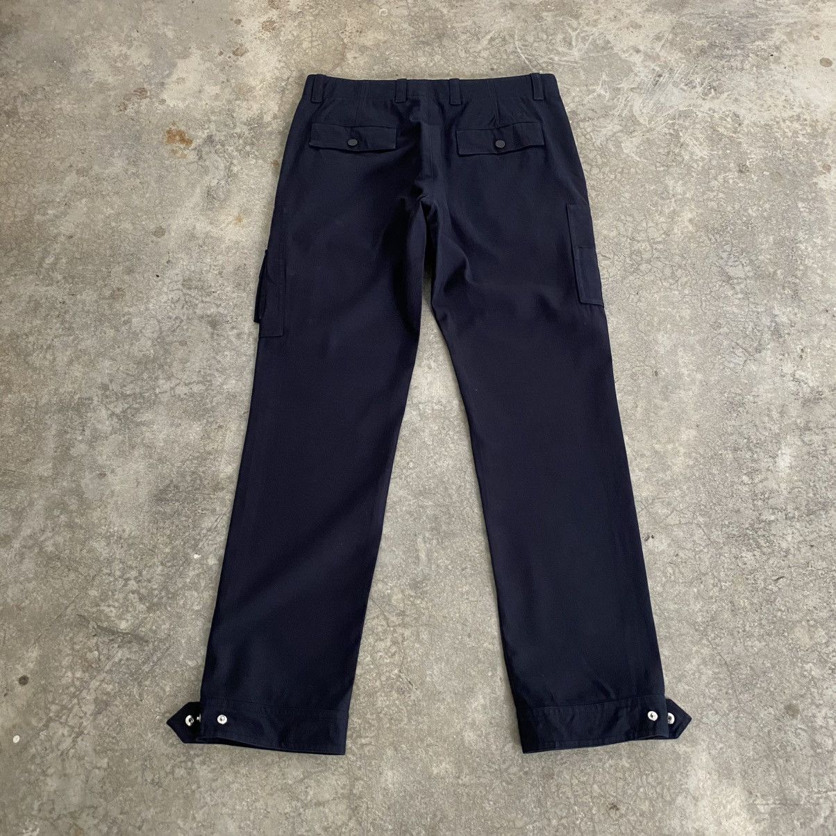 Louis Vuitton FW17 Kim Jones Era Prototype “SAMPLE” Techwear Cargo Pants Size US 33 - 12 Thumbnail