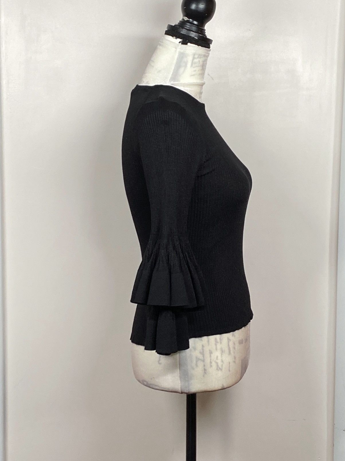 Zimmermann Zimmermann Tiered Ruffle Knit Top size 1/us size 6 Size M / US 6-8 / IT 42-44 - 9 Thumbnail