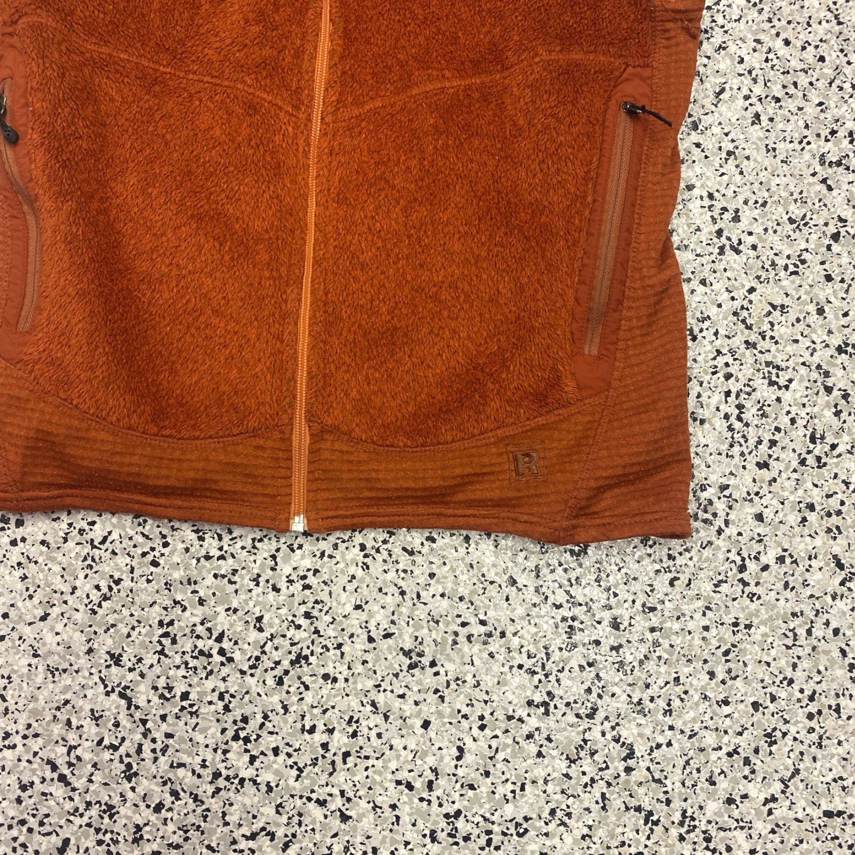Patagonia VINTAGE Patagonia Vest Men's Medium Orange USA Sherpa Fleece Full Zip Vintage USA Patagoni a? Size US M / EU 48-50 / 2 - 2 Thumbnail