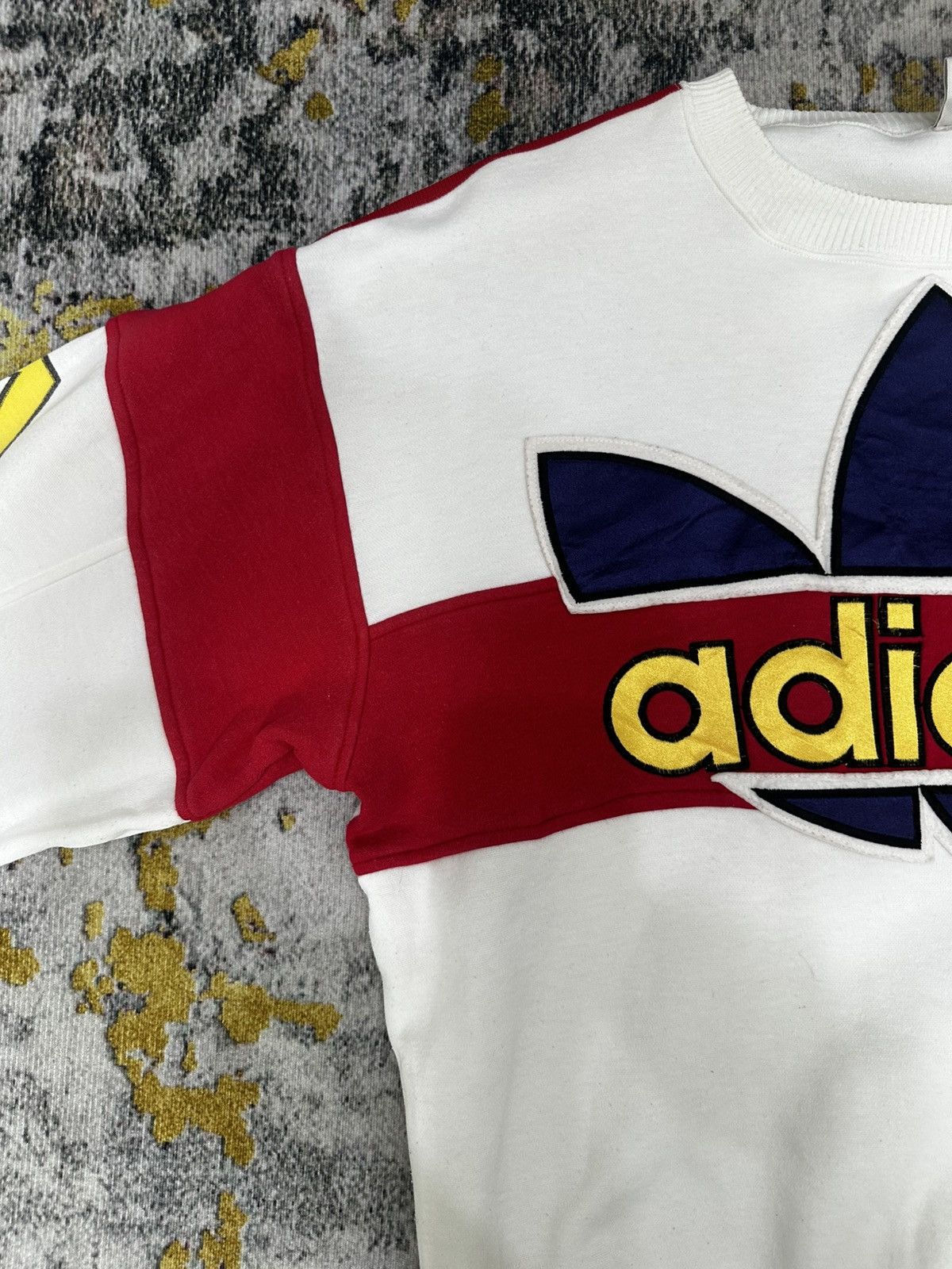 Adidas Vintage 80’s Adidas Sports Embroidery Logo Sweatshirts Size US M / EU 48-50 / 2 - 9 Thumbnail