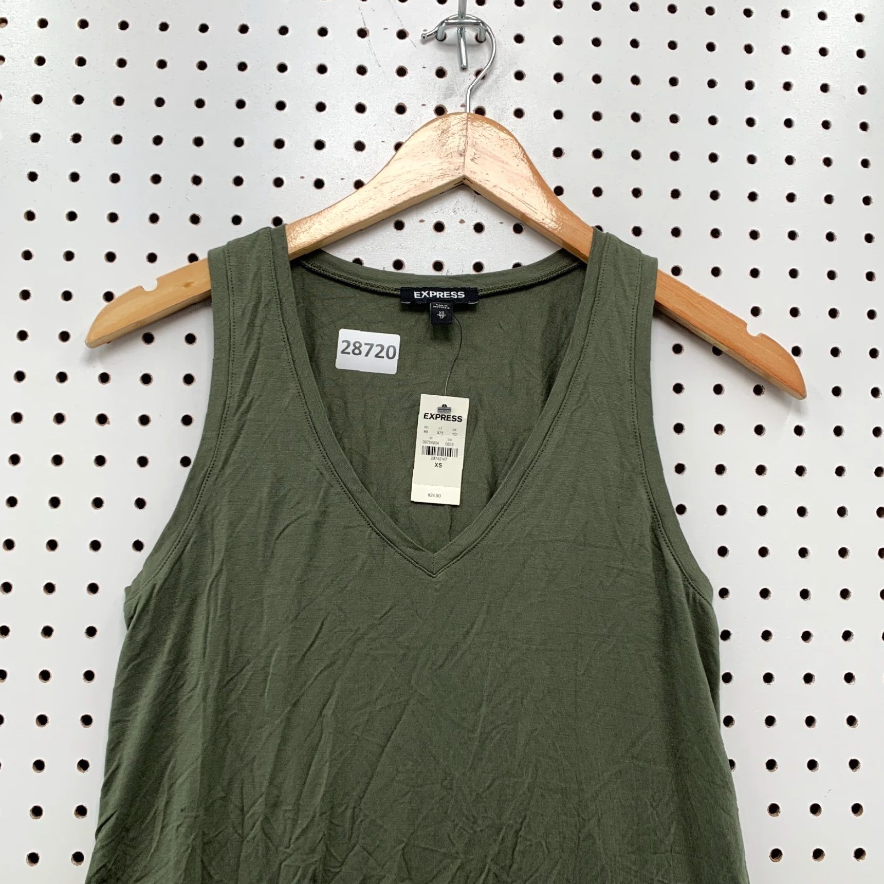 Express VINTAGE Express Blouse Womens V-Neck Sleeveless XS Green Solid Basic NWT Size XS / US 0-2 / IT 36-38 - 6 Thumbnail