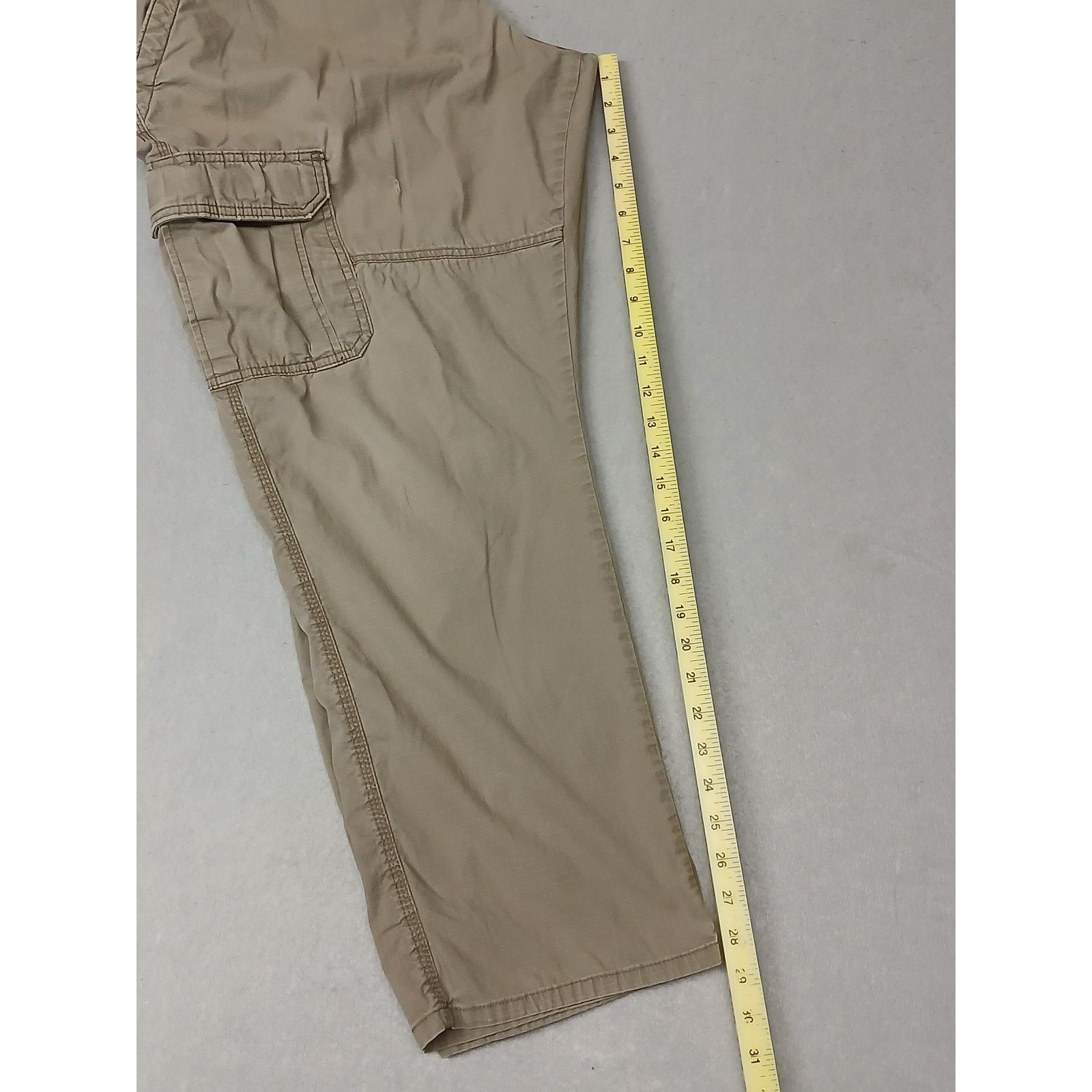 Wrangler Wrangler (36" ) Beige Relaxed Fit Cargo Style Size US 36 / EU 52 - 4 Thumbnail