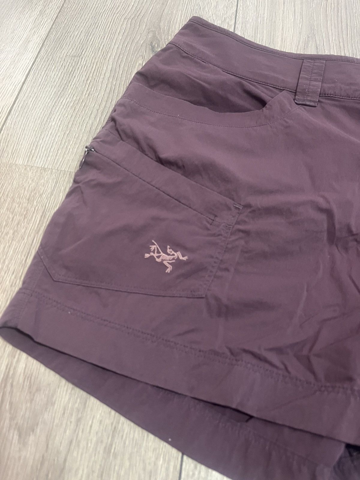 Arc'teryx Arcteryx womens shorts Size 28" / US 6 / IT 42 - 2 Thumbnail