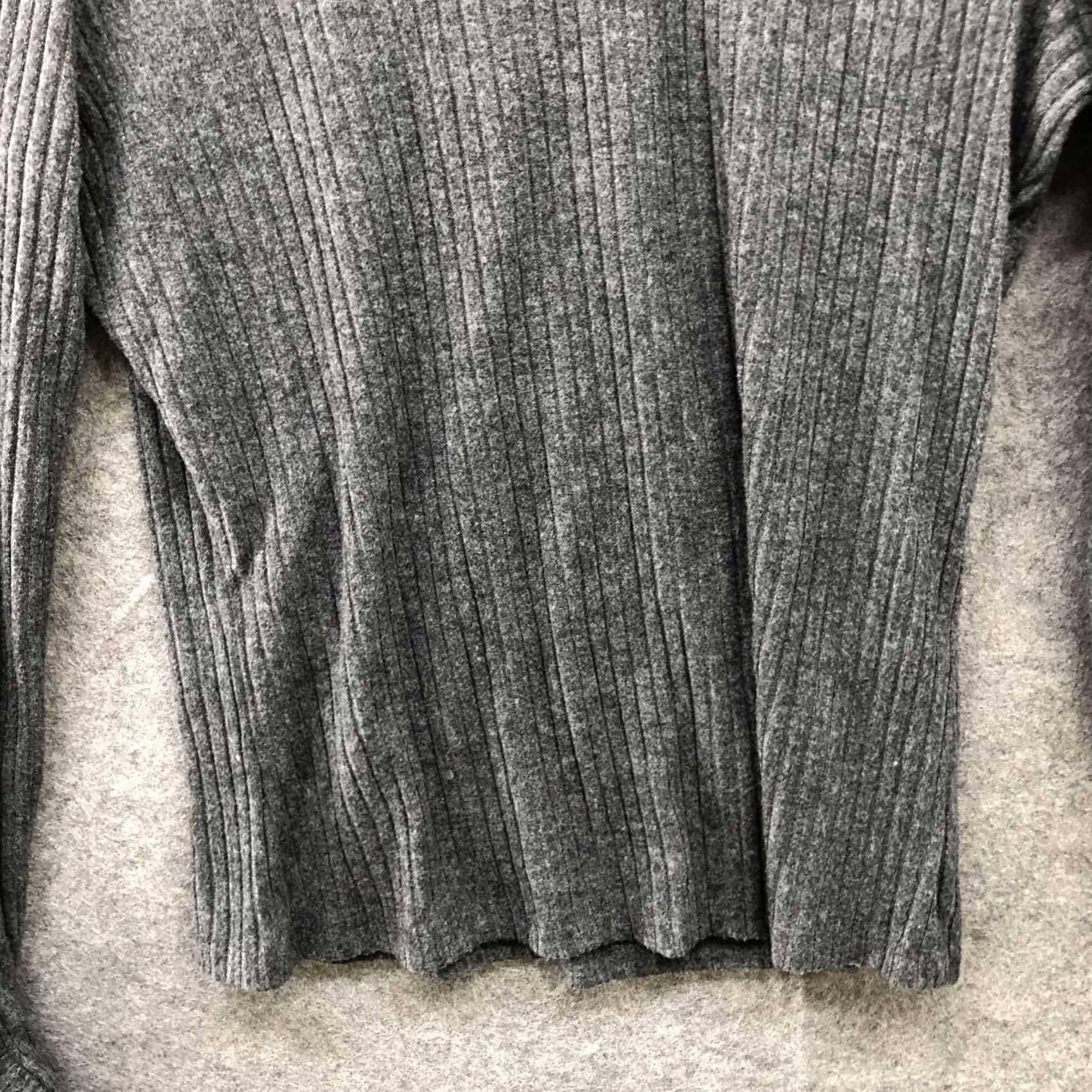 Mango MNG Mango Ribbed Knit Long Sleeve T Shirt Womens S Gray Ruffle Tie Sleeve Crewneck Regular Fit Casual Size S / US 4 / IT 40 - 4 Thumbnail
