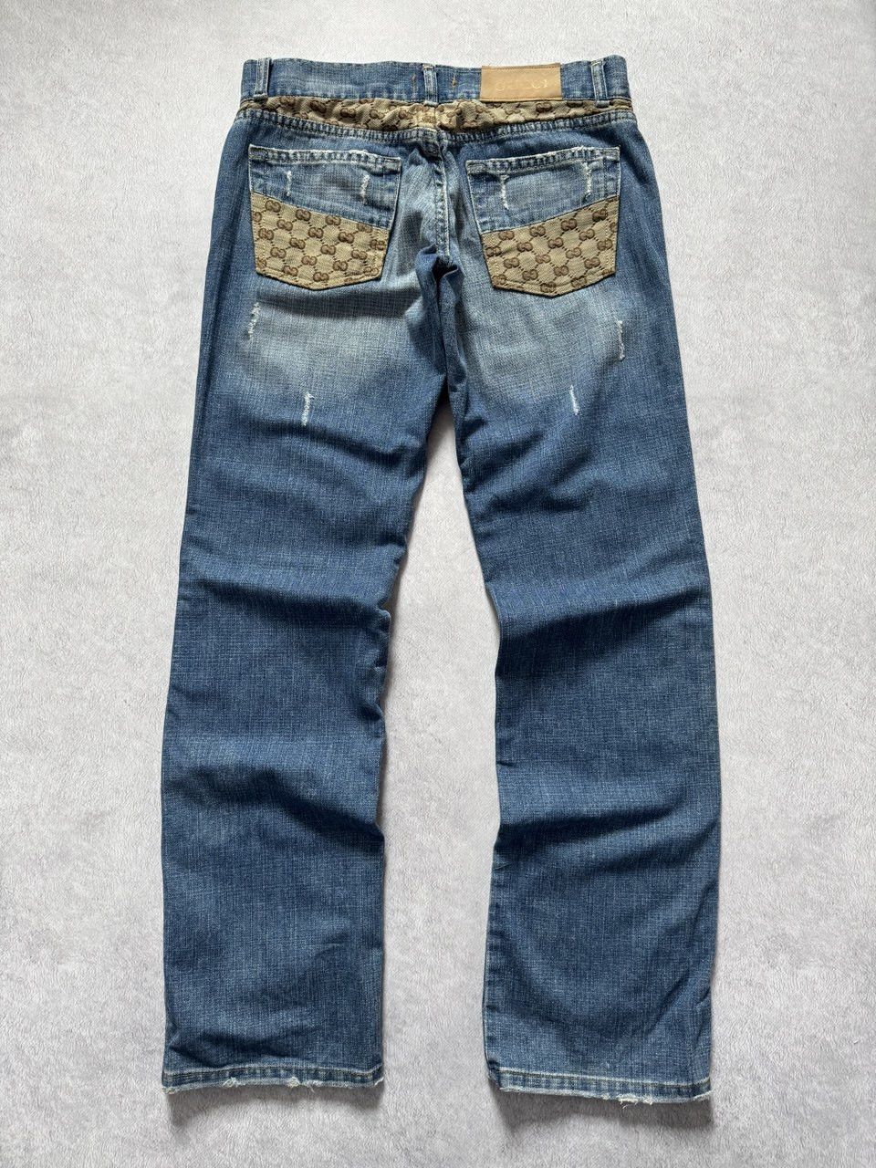Vintage Gucci style GG embroidery patch flared low-rise jeans Size 28" / US 6 / IT 42 - 2 Thumbnail