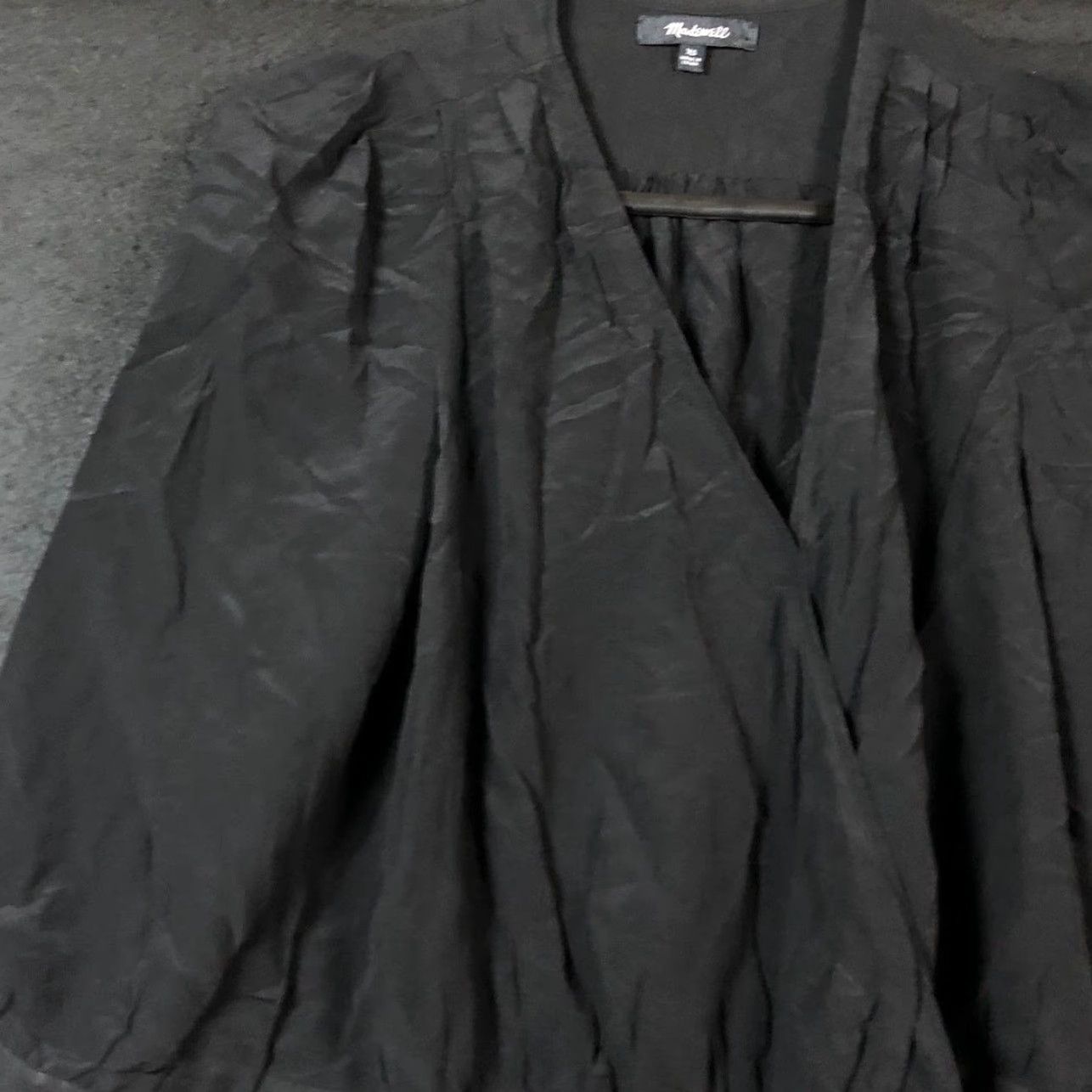 Madewell Madewell Blouse Womens XS Black 100% Silk V-Neck Wrap Side Tie Size XS / US 0-2 / IT 36-38 - 4 Thumbnail